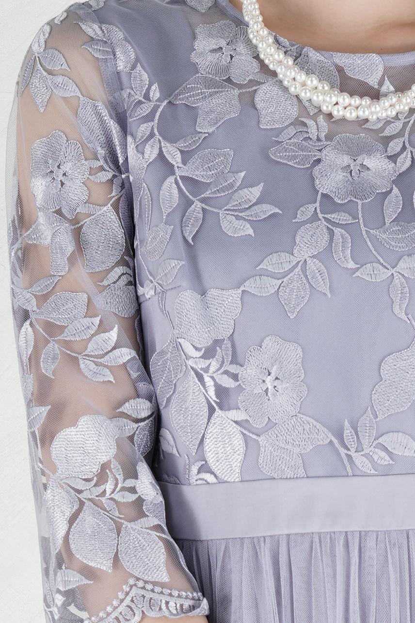 上品プリーツラベンダードレス