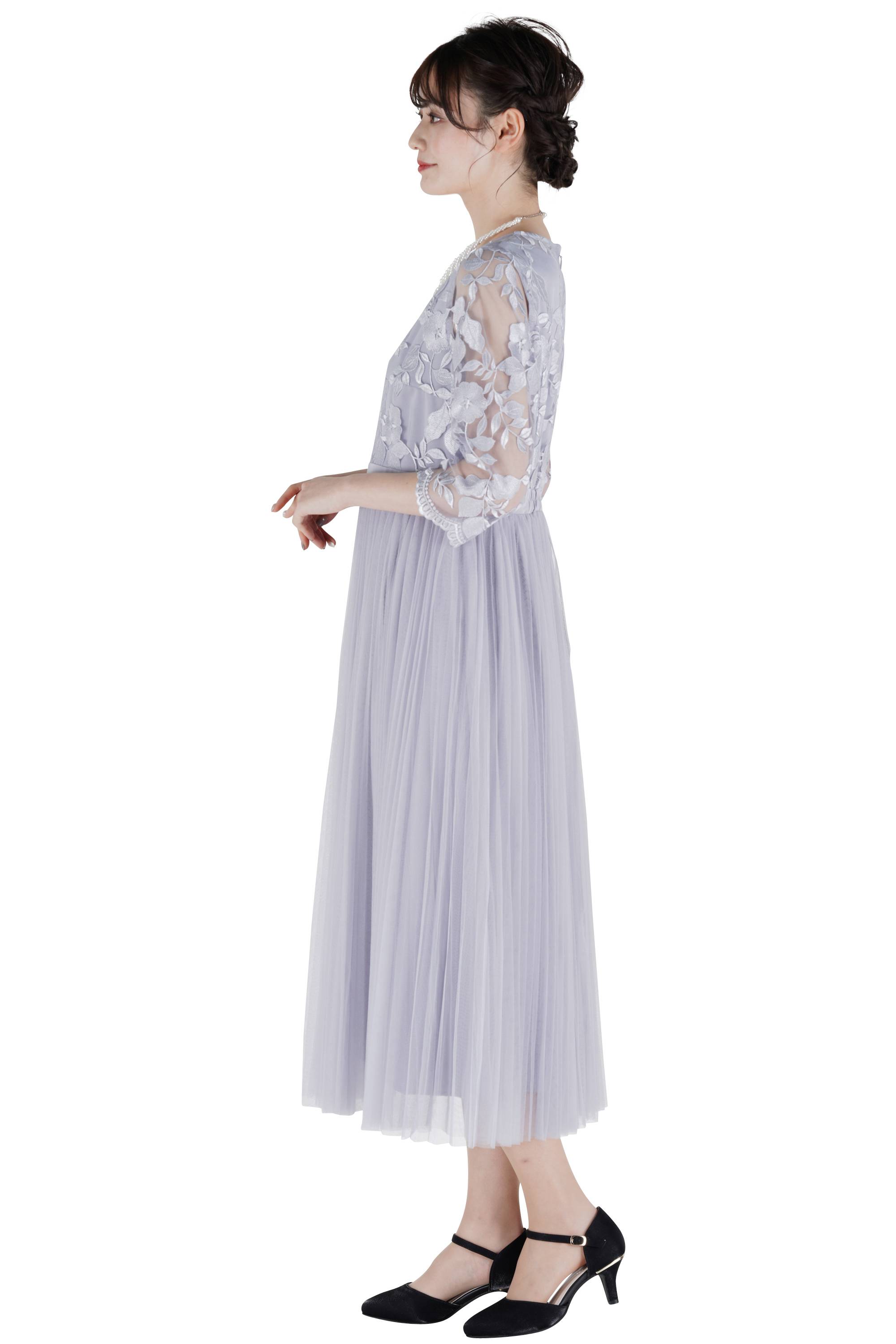 上品プリーツラベンダードレス