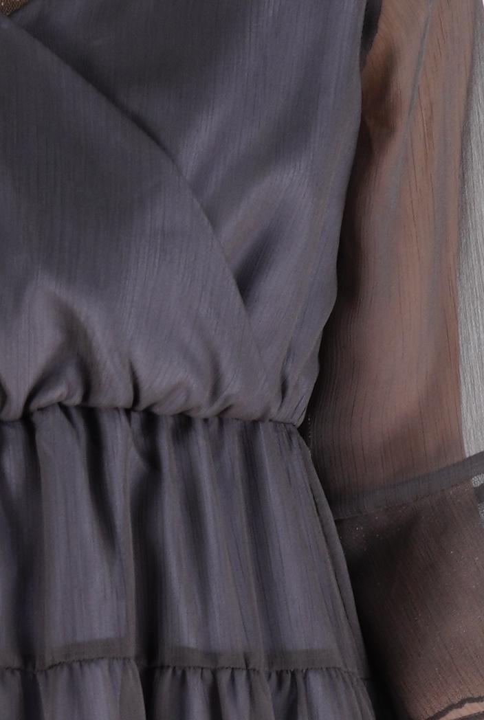 ラメチュールベル袖チャコールグレードレス