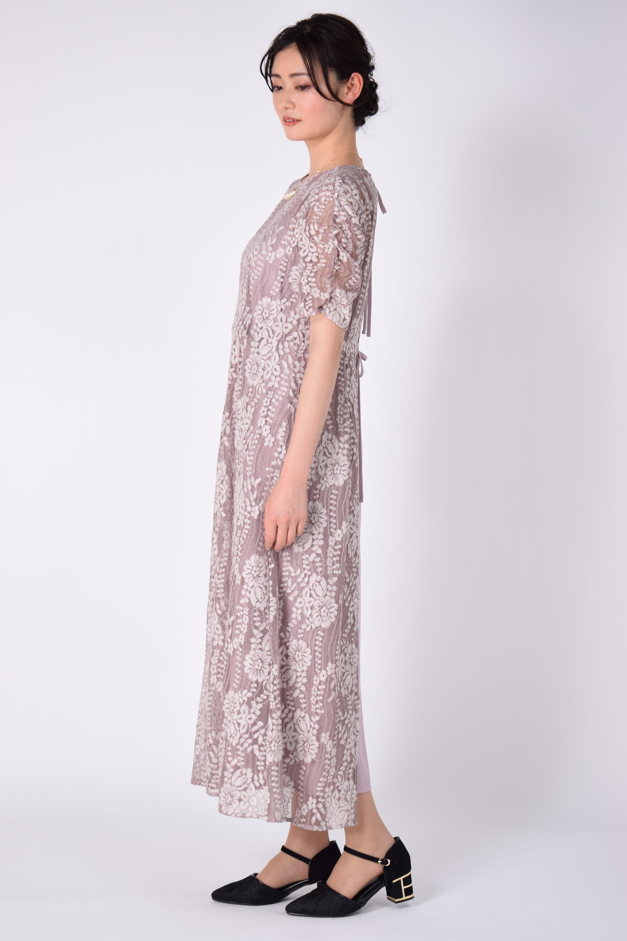 エプロンレースクリームベージュドレス