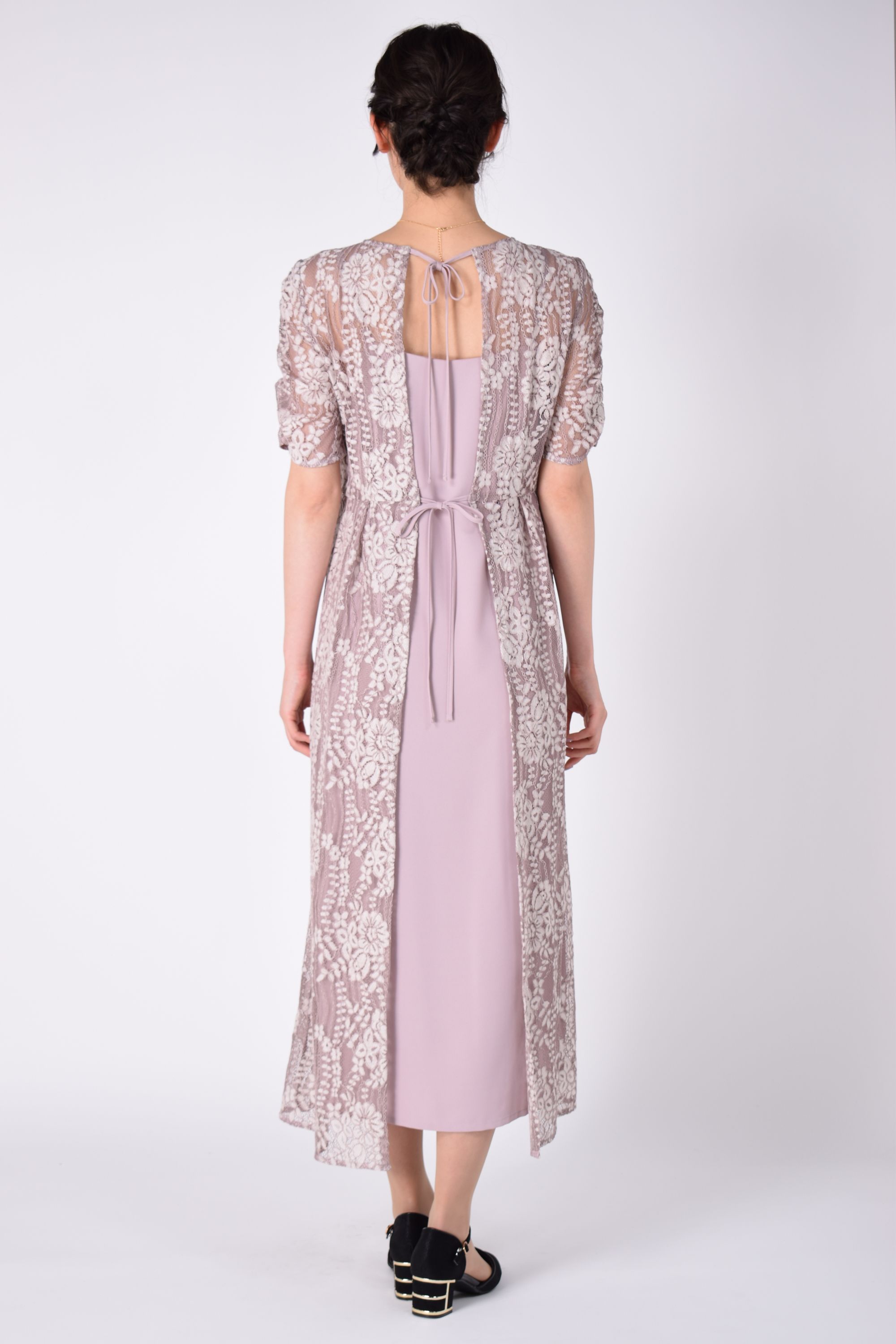 エプロンレースクリームベージュドレス