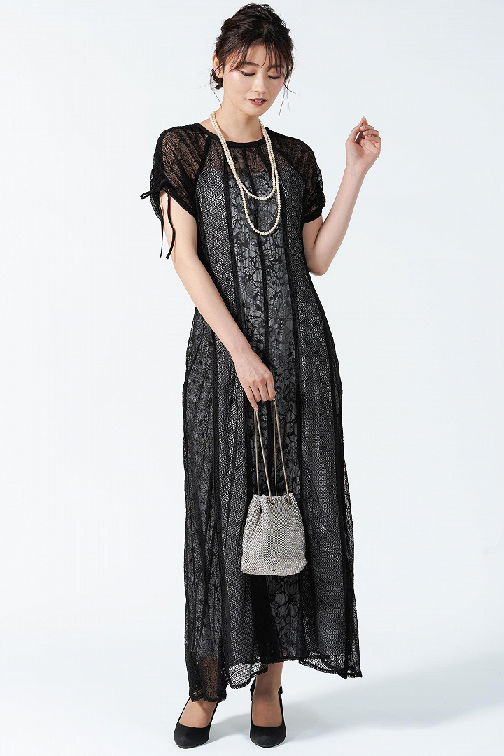 バックリボンブラックパンプス