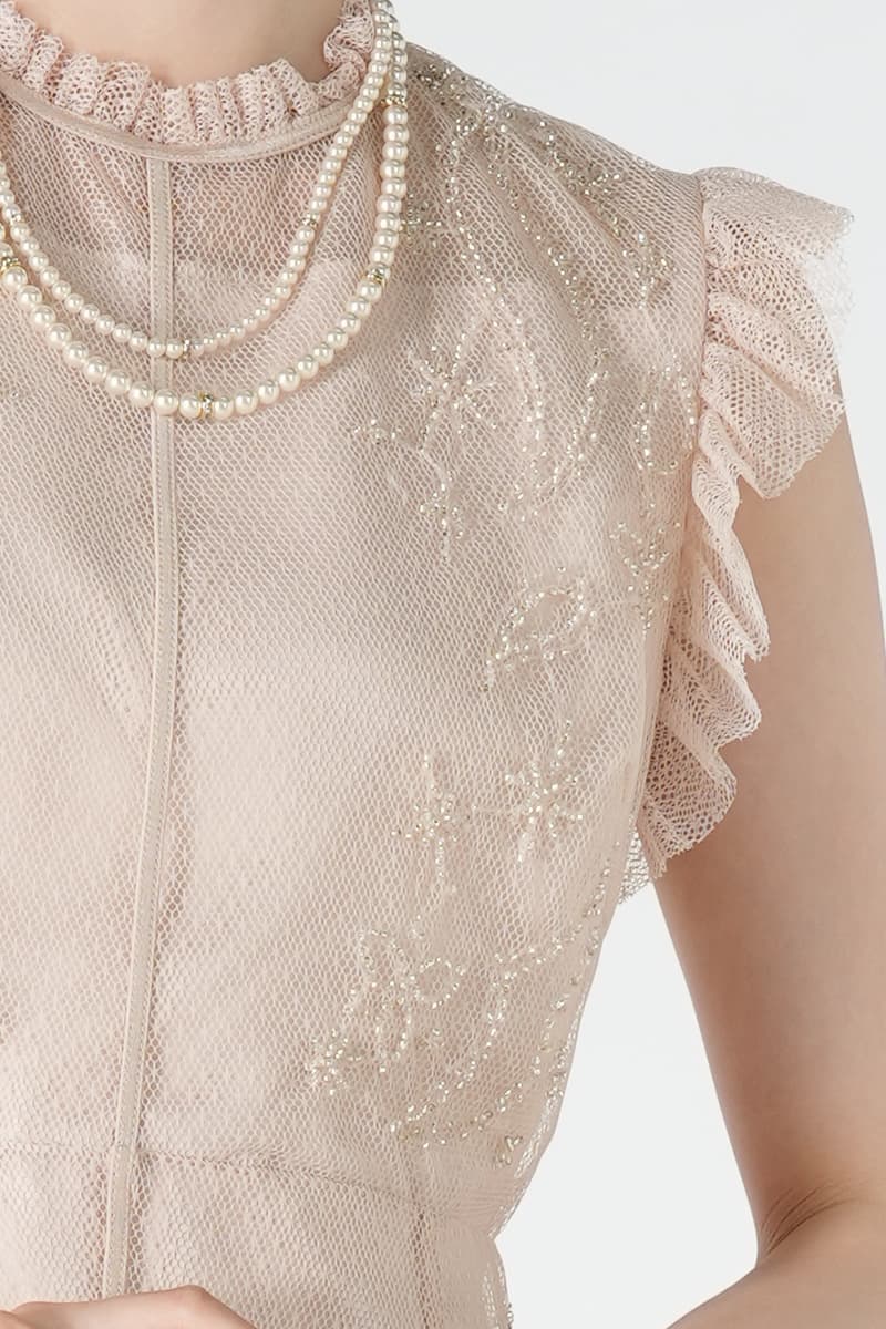 ビーズ刺繍チュールベージュドレス