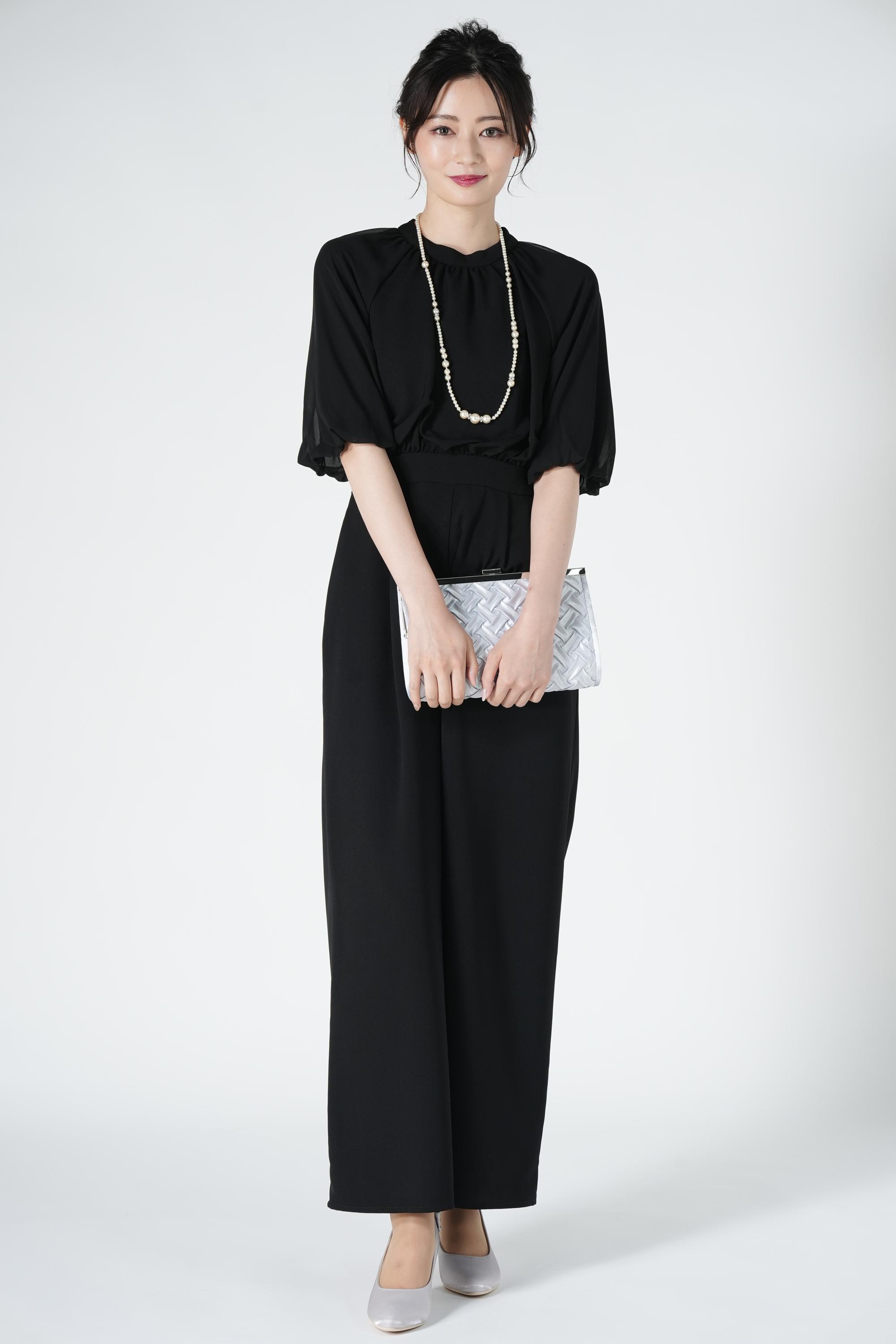 AIMER ボリューム袖ブラックパンツドレス (M) をレンタル - 結婚式 AIMER ボリューム袖ブラックパンツドレス (M) をレンタル - 結婚式