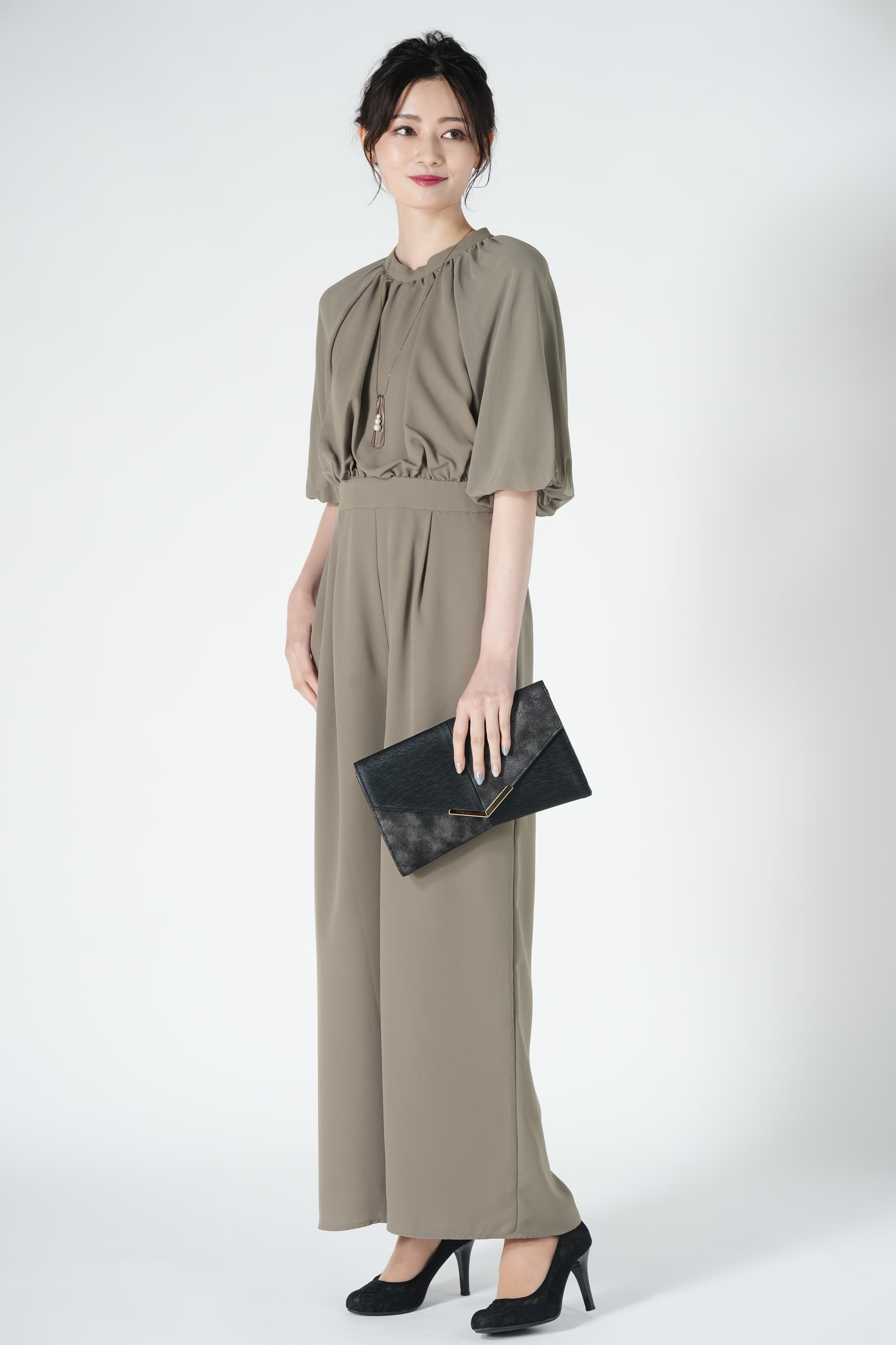 シャイニー異素材切替ブラックバッグ