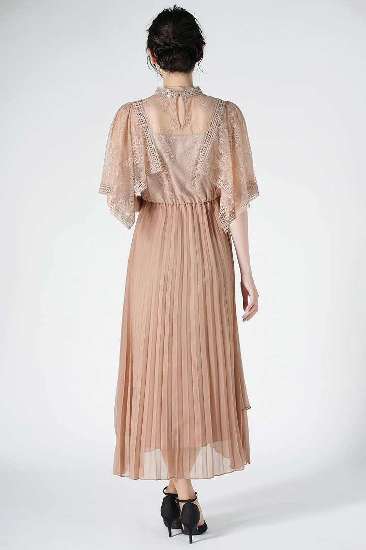 レースハンカチーフ袖くすみモカドレス