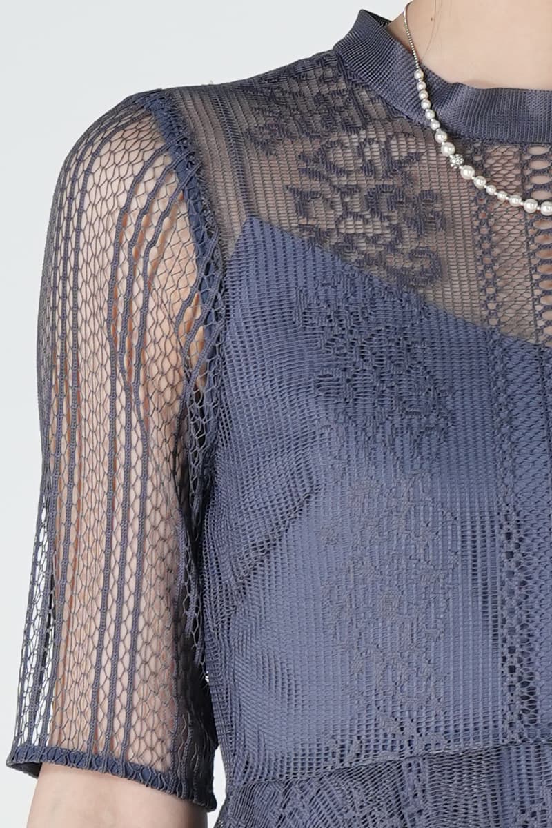 オーナメント柄アッシュブルーレースドレス