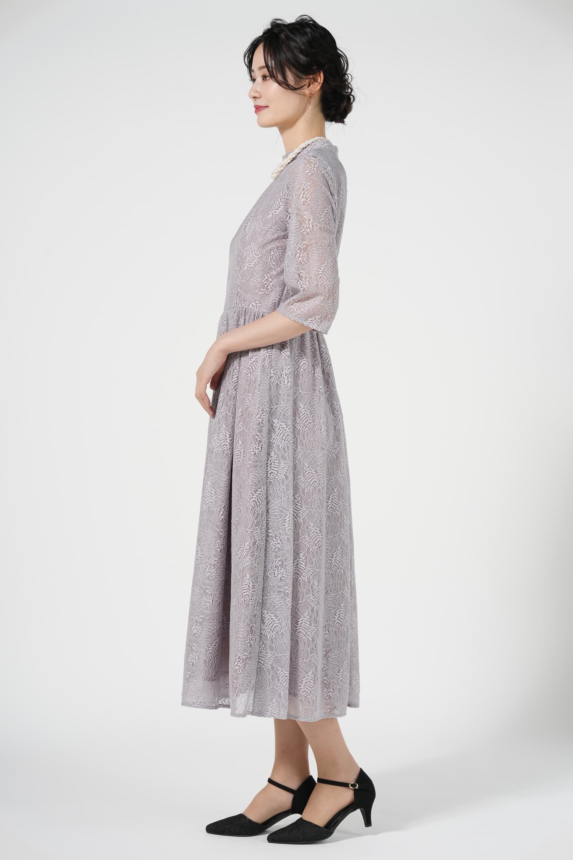 リーフ柄ラメ総レースラベンダードレス