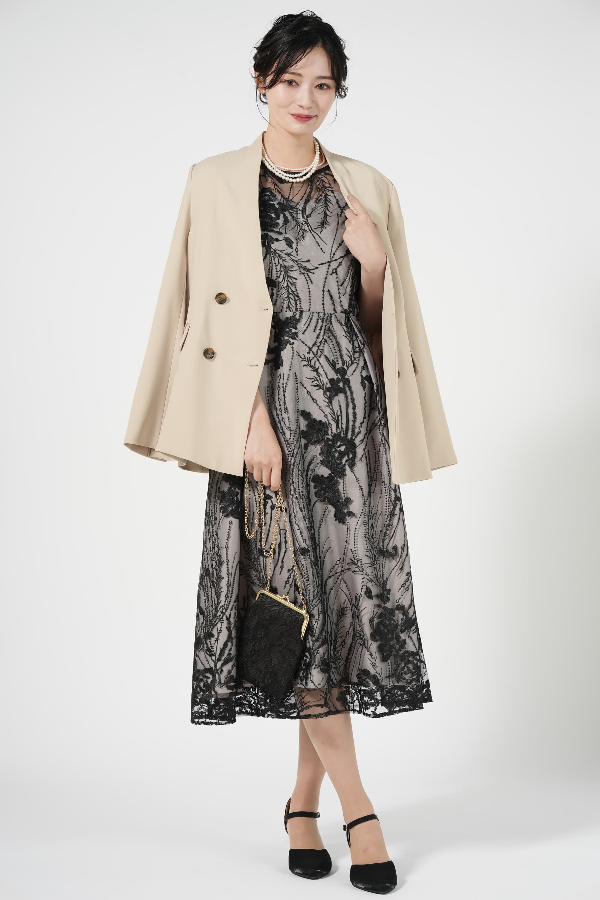 レースがま口ブラックサコッシュ