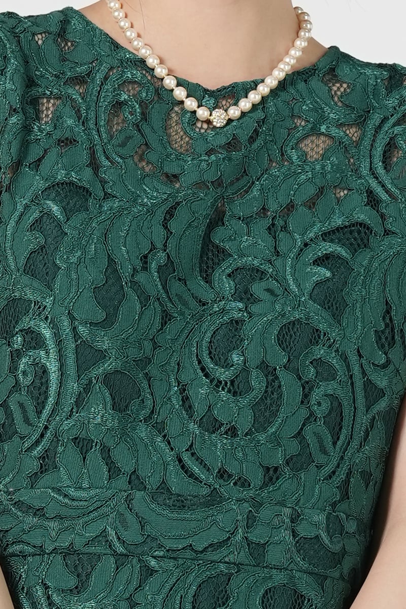 スカラップ裾グリーンレースドレス