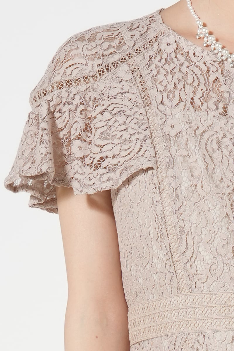 パッチワークレース切り替えベージュドレス