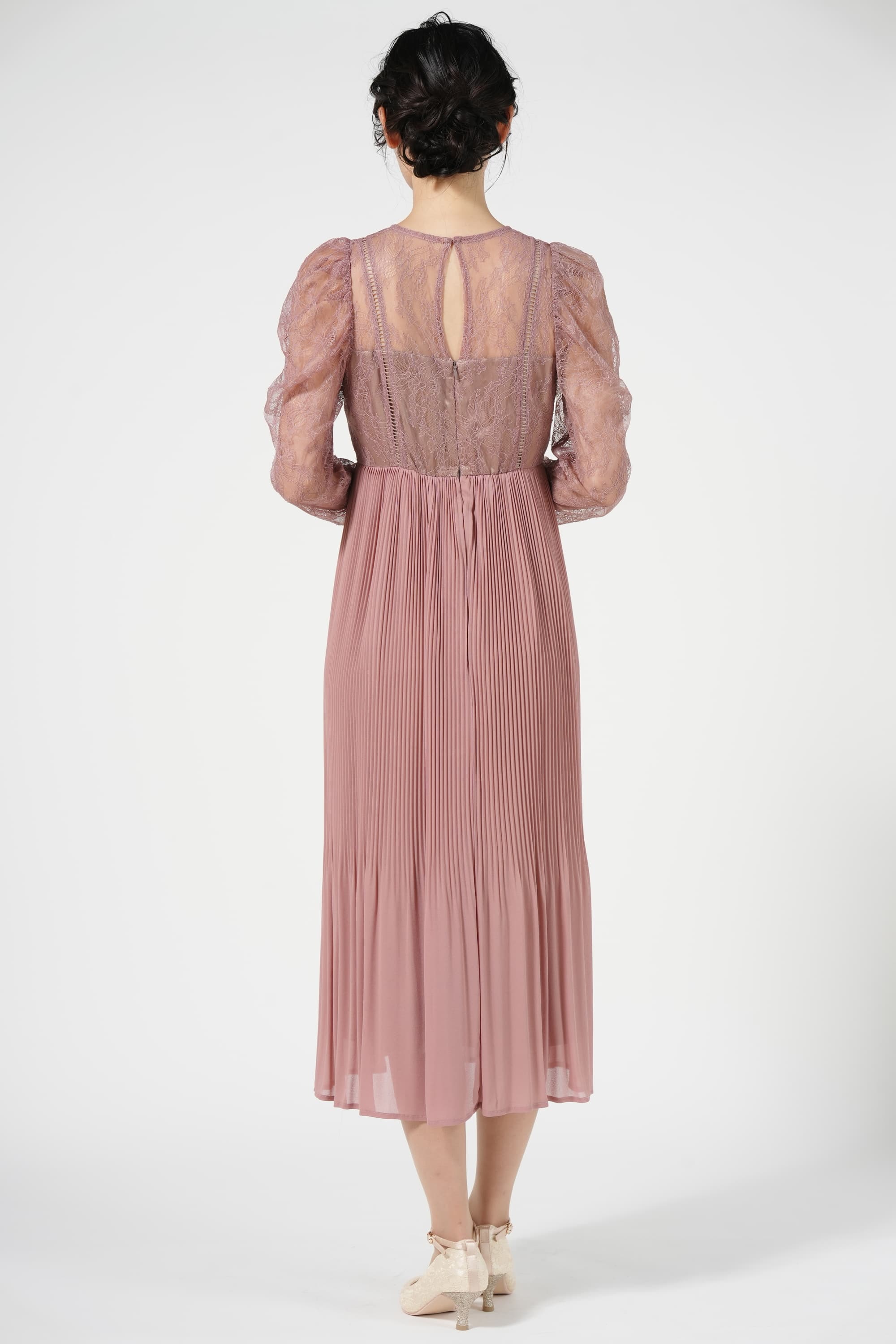 ボウタイリボンくすみピンクドレス