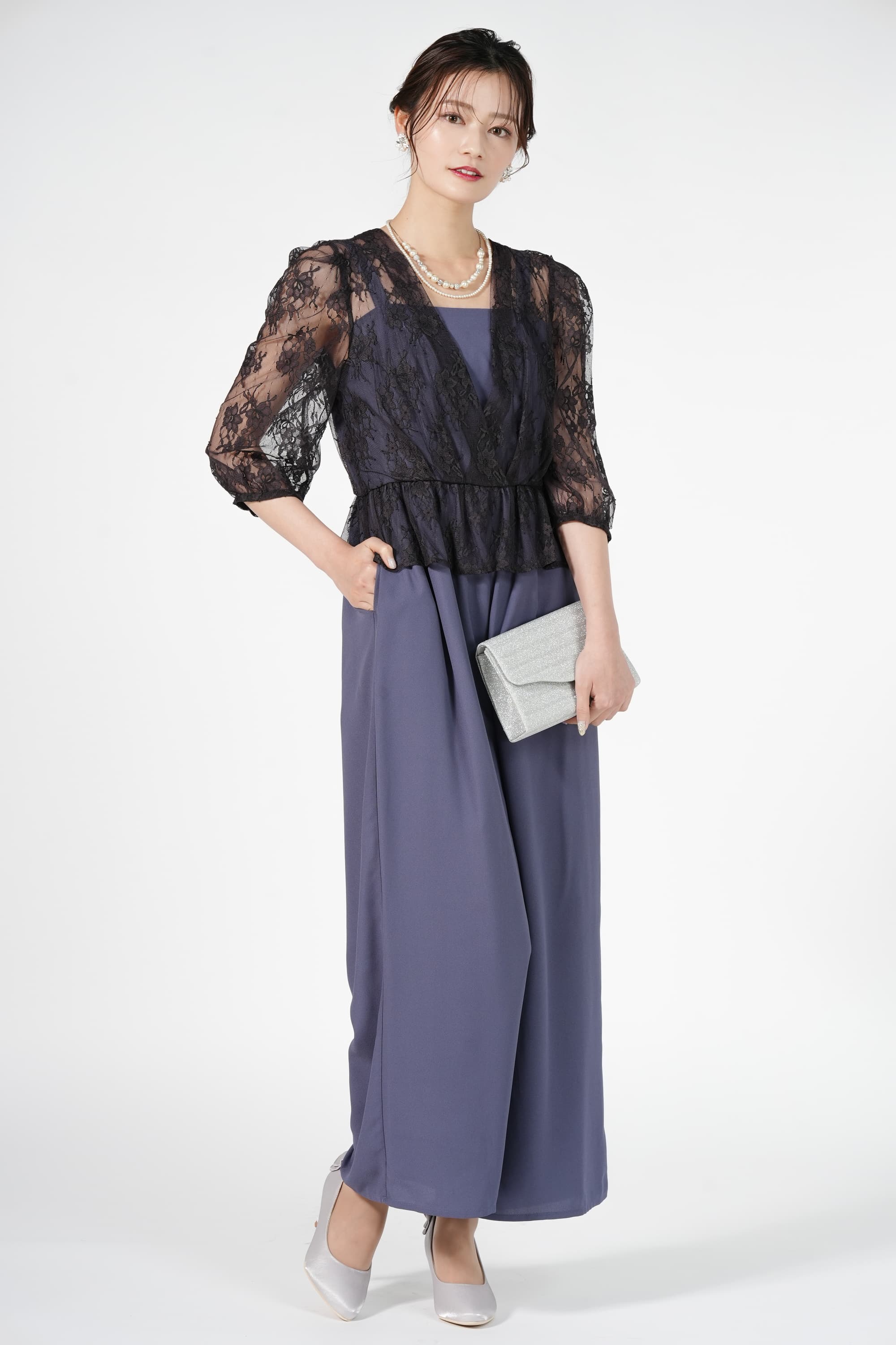 バックリボンシャイニーシルバーパンプス