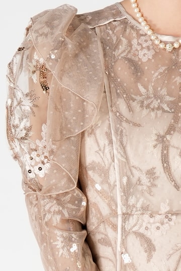 スパンコール刺繍ピンクベージュドレス