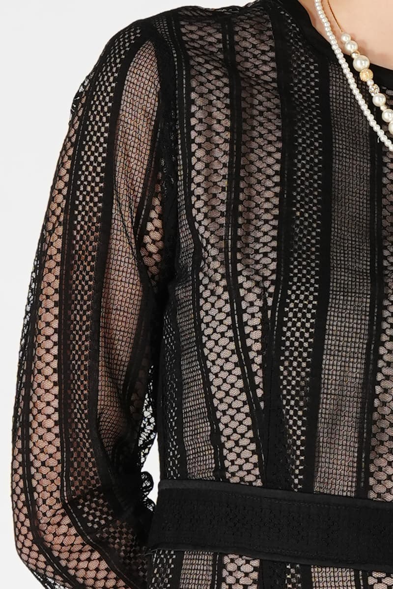 ストライプ柄マーメイドブラックドレス