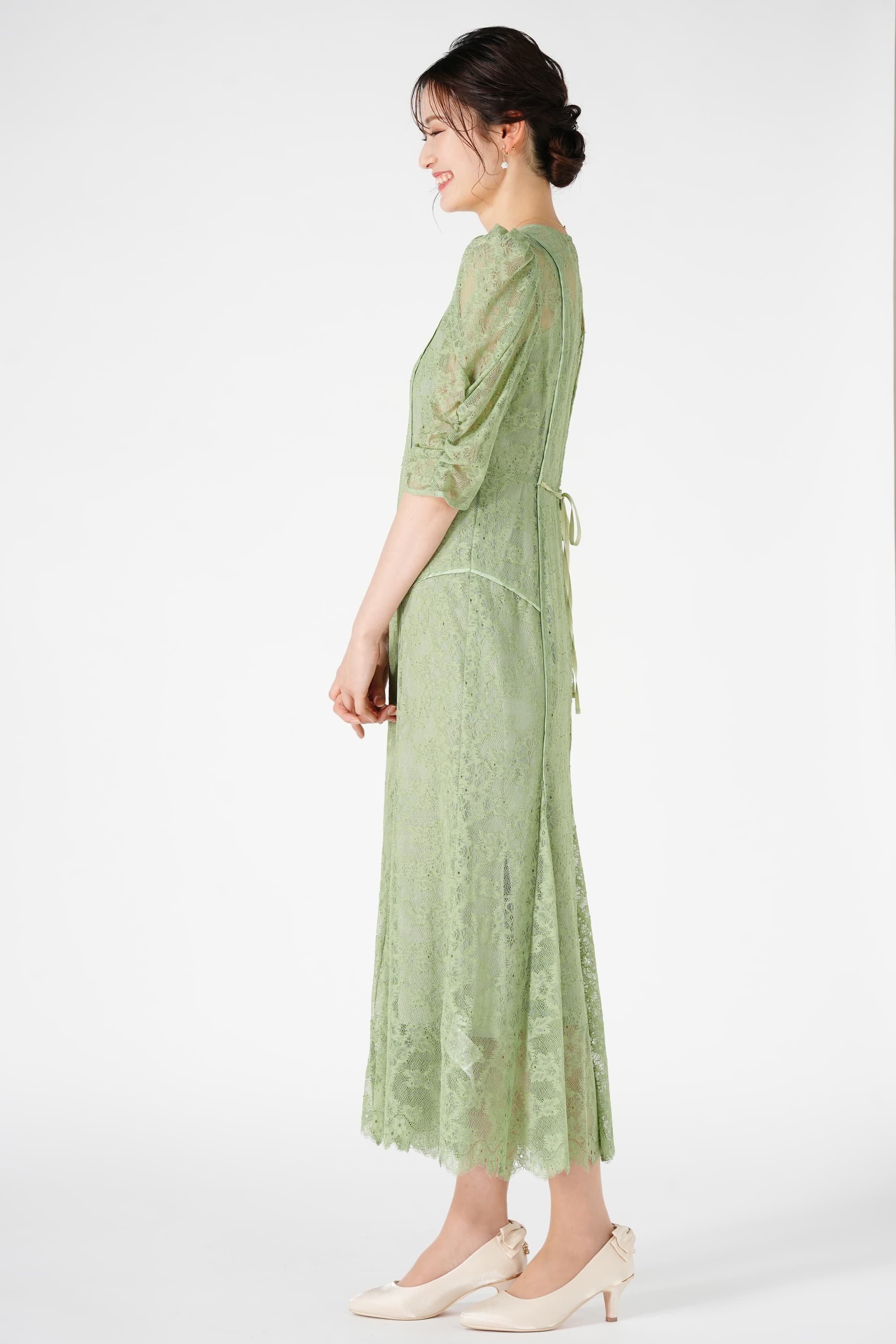 配色レースパイピング薄グリーンドレス
