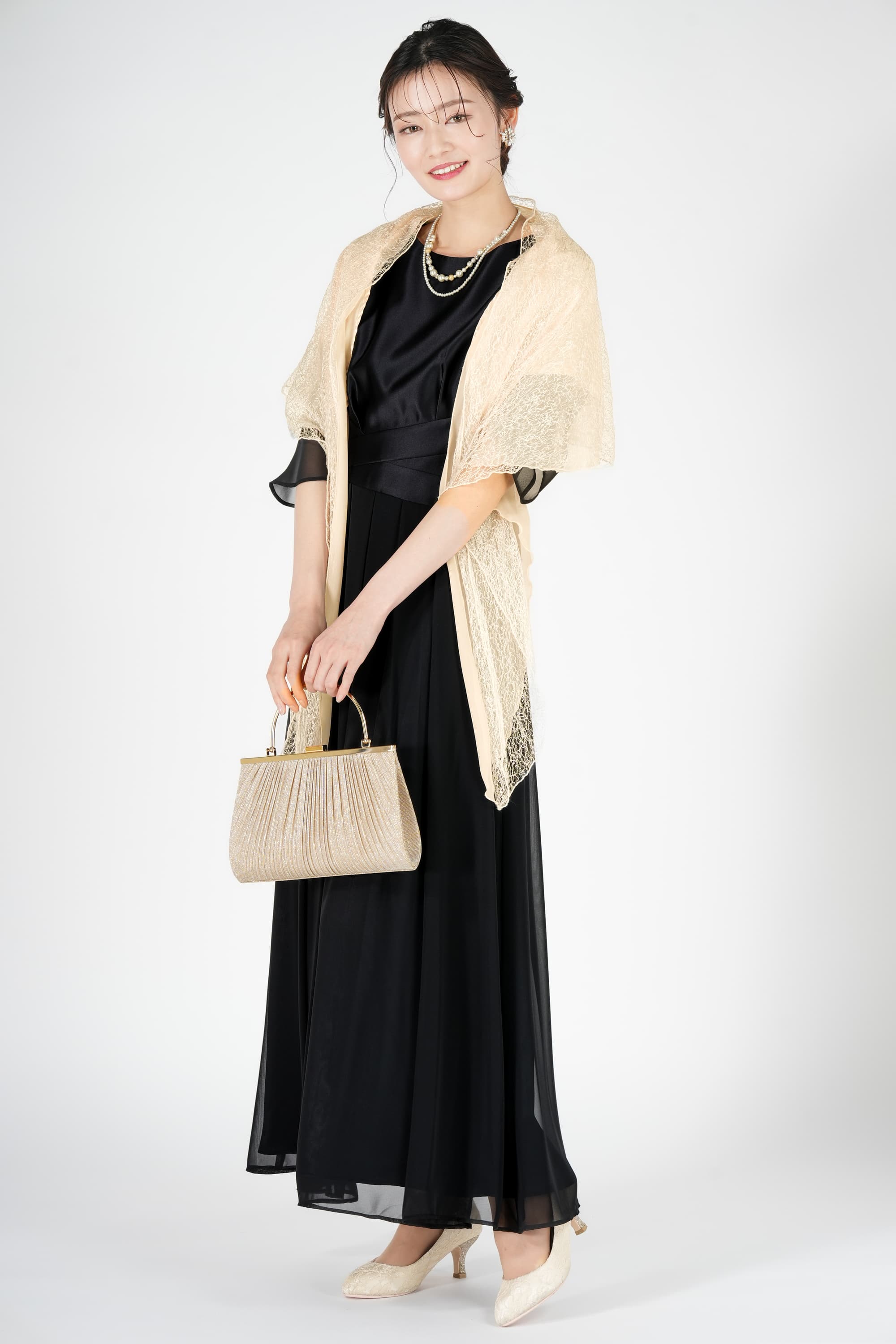AIMER クラシカル上品ブラックロングドレス (LL) をレンタル