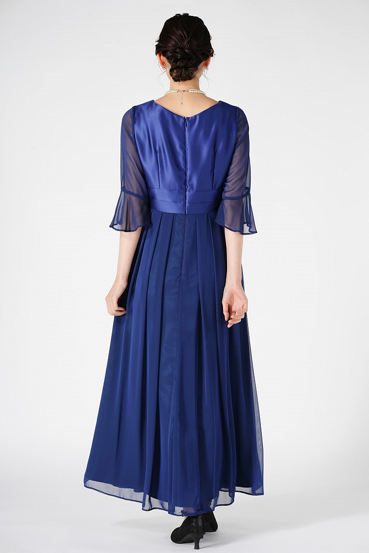 クラシカル上品ネイビーロングドレス