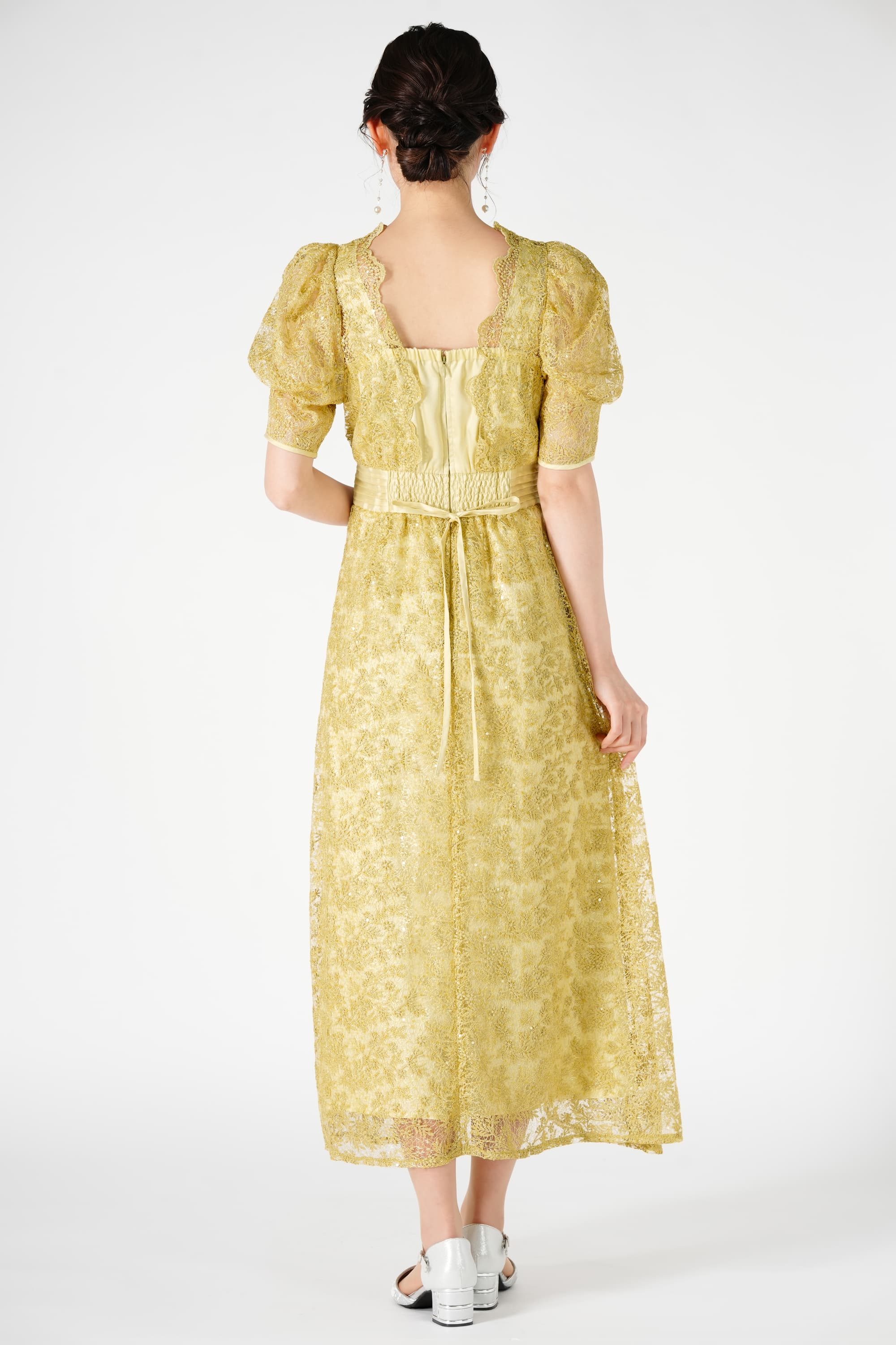 LILY BROWN アシメカシュクールライムイエロードレス (M) をレンタル