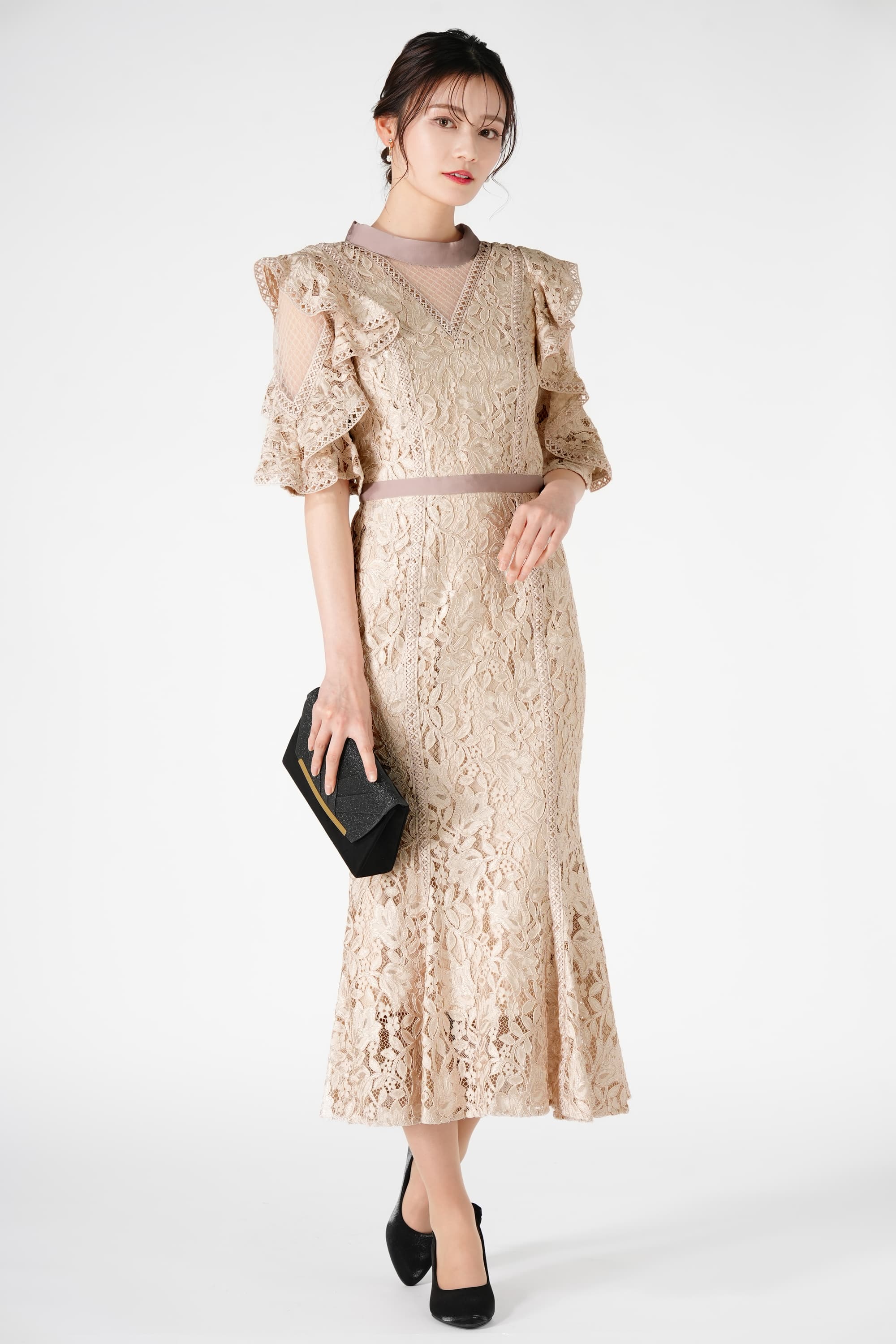 バックリボンシャイニーブラックパンプス