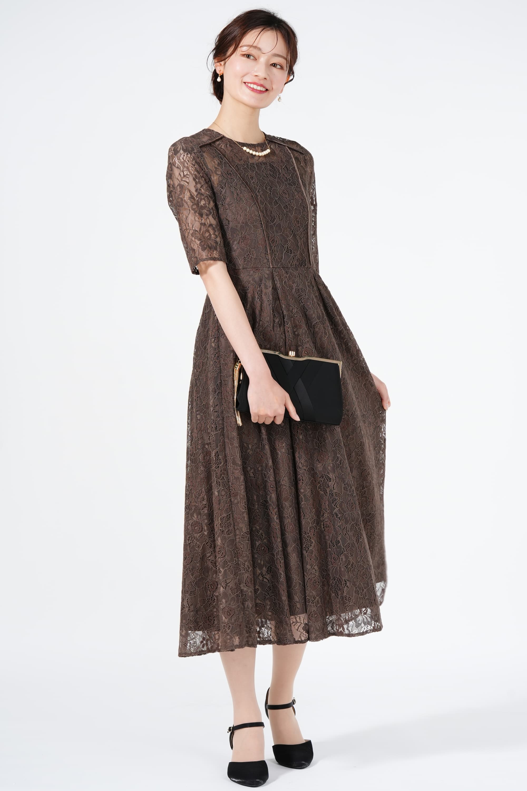 Hermoso パイピング総レースブラウンドレス (M) をレンタル - 結婚式