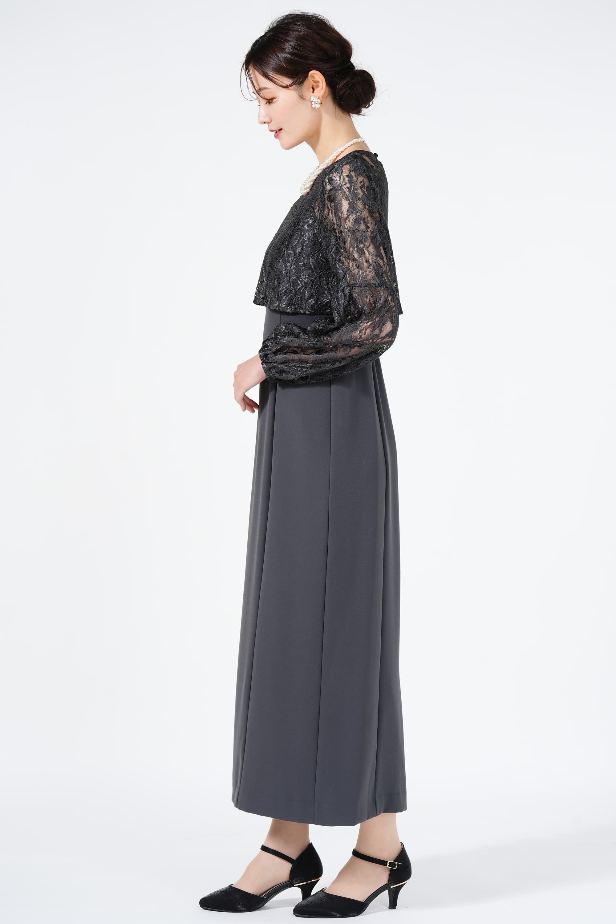 ペザントスリーブボレロ付きチャコールグレードレス