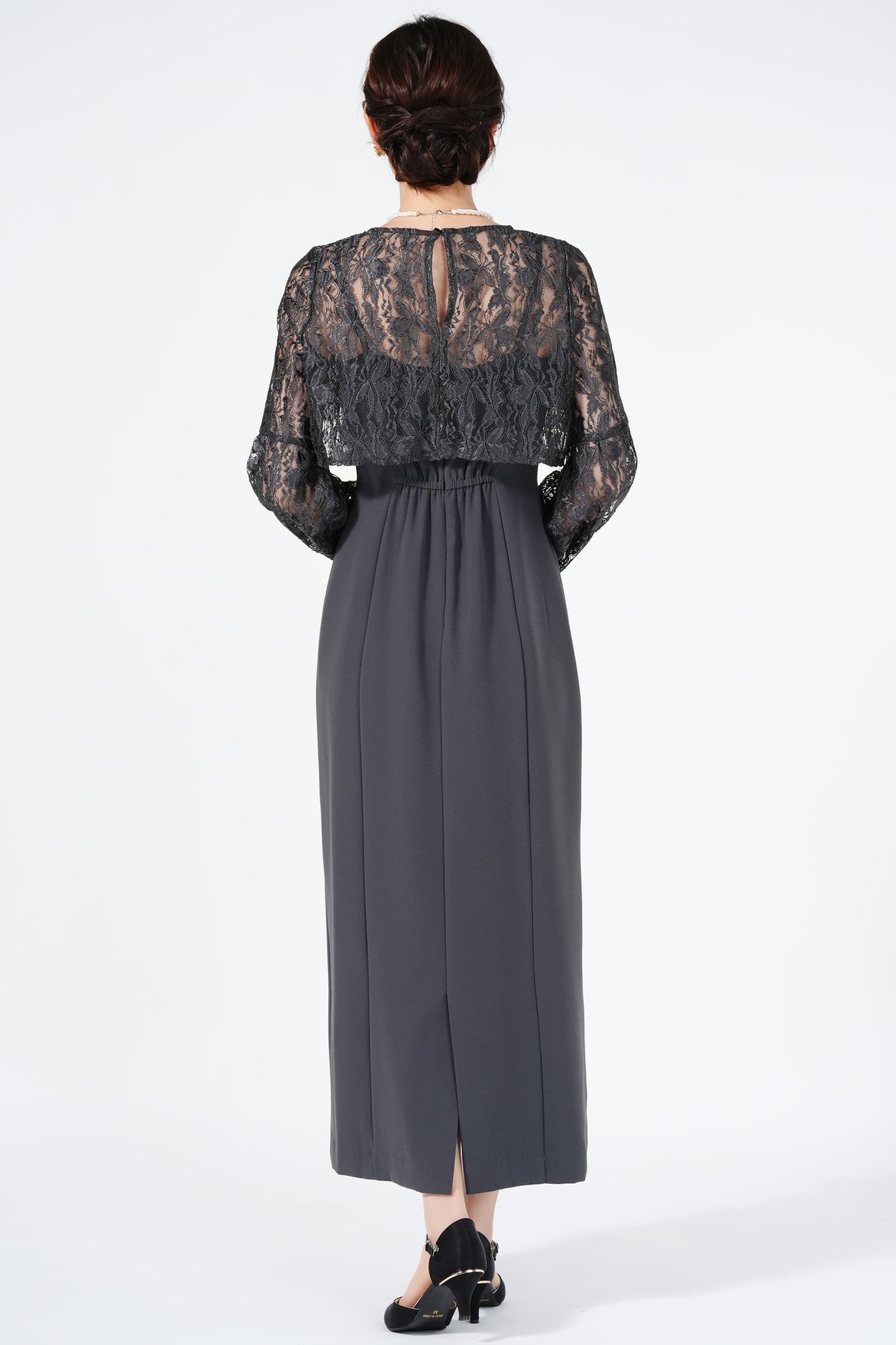 ペザントスリーブボレロ付きチャコールグレードレス