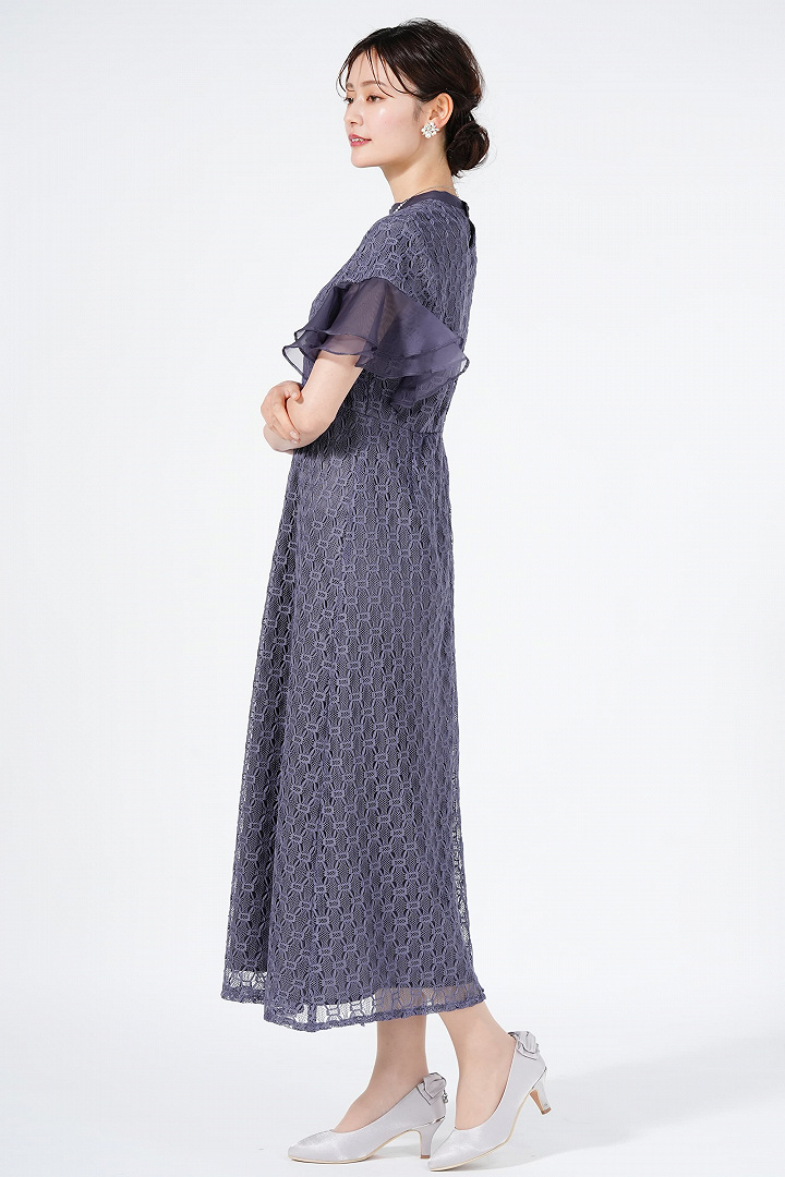 ジオメトリック柄チャコールグレードレス