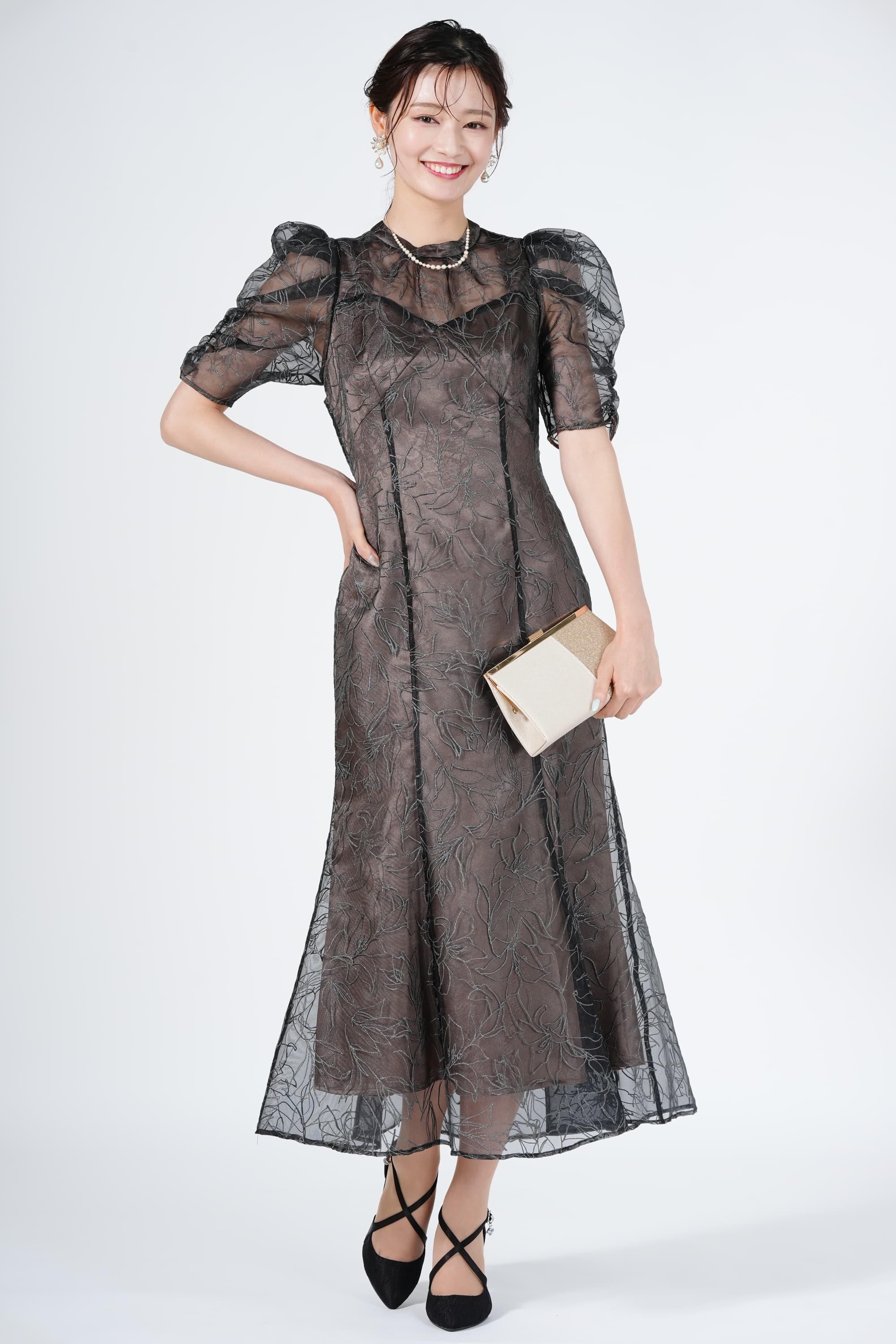 エンボスグリッター刺繍ブラウンドレス