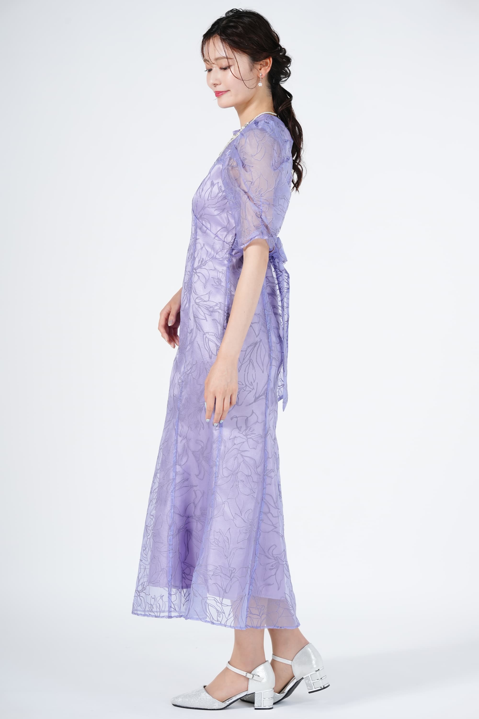 エンボスグリッター刺繍パープルドレス