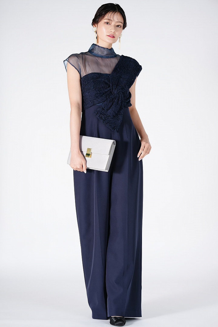 パール&クリスタル付ブラックパンプス