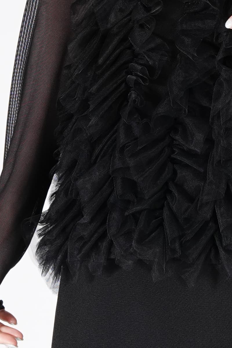 チュールベスト付きブラックドレス