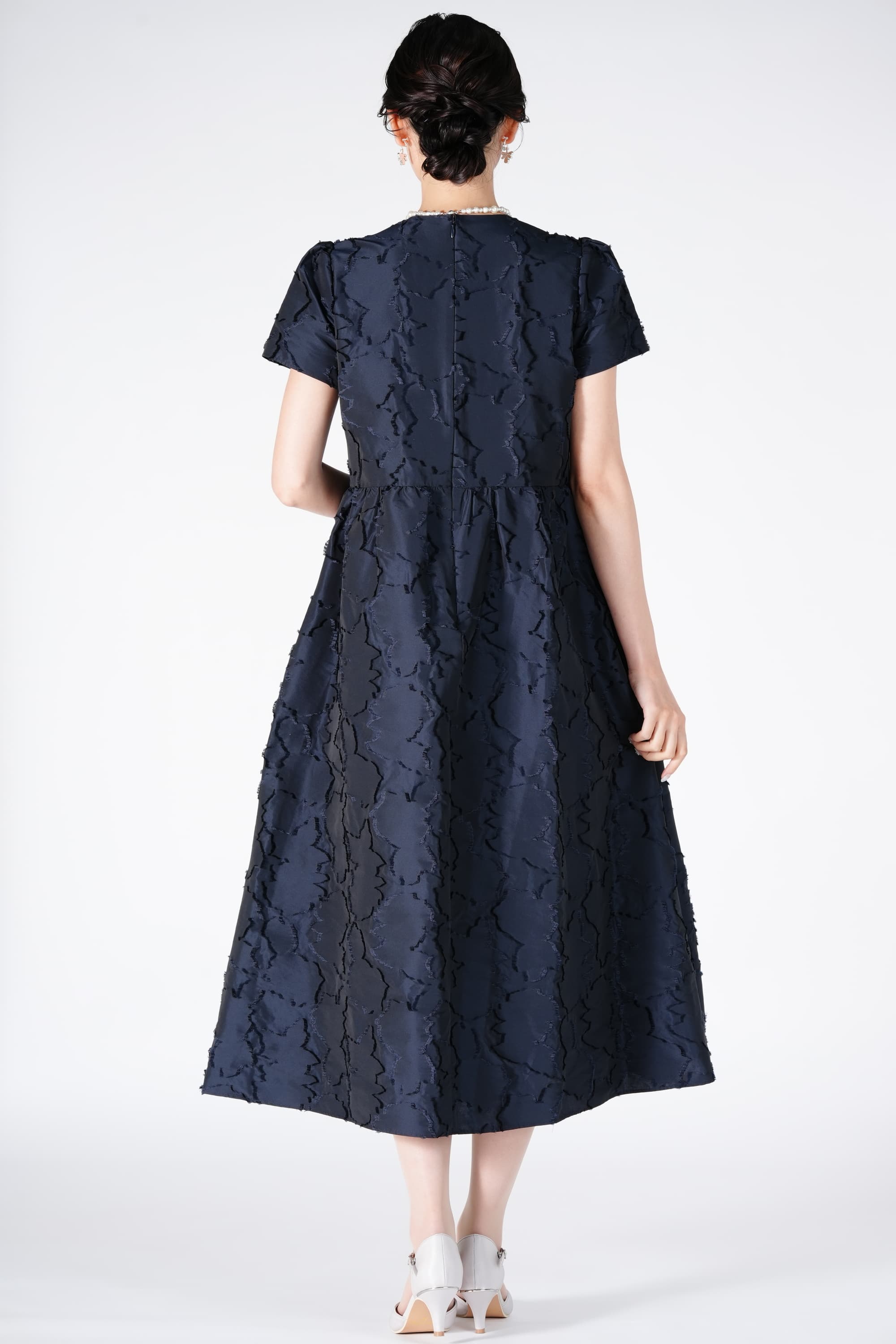 UNITED ARROWS カットジャガードこなれネイビードレス (M〜L) を