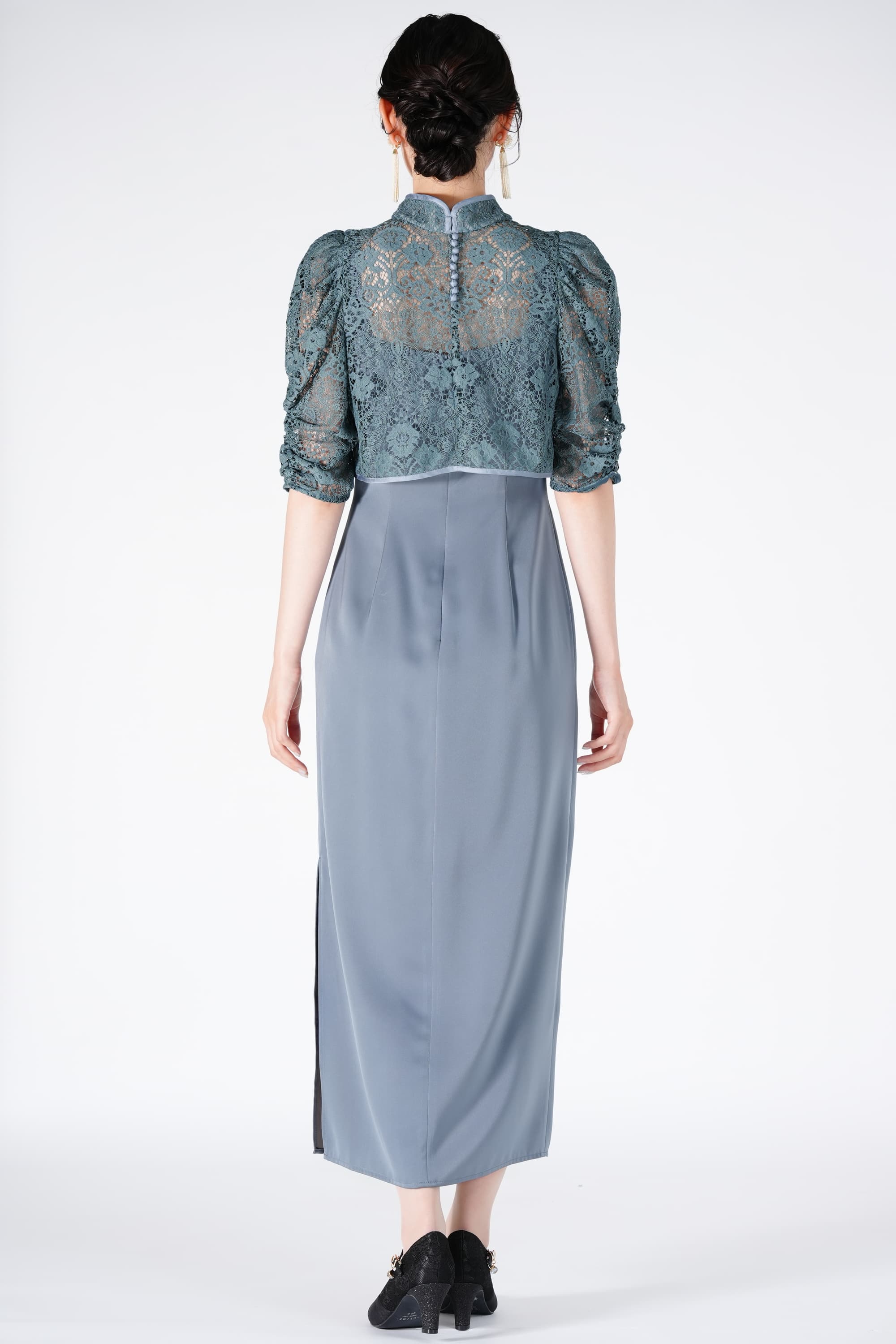 レースボレロ付きブルーグリーンドレス