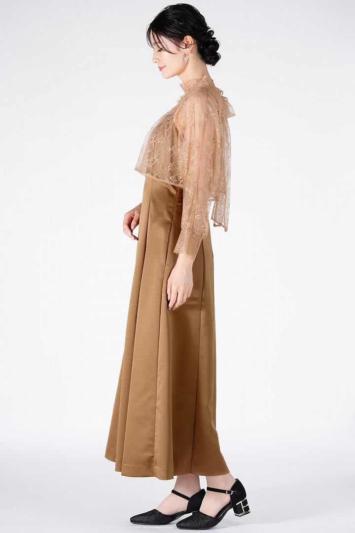 ショートボレロ付きサテンキャメルドレス