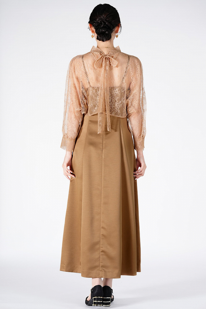 ショートボレロ付きサテンキャメルドレス