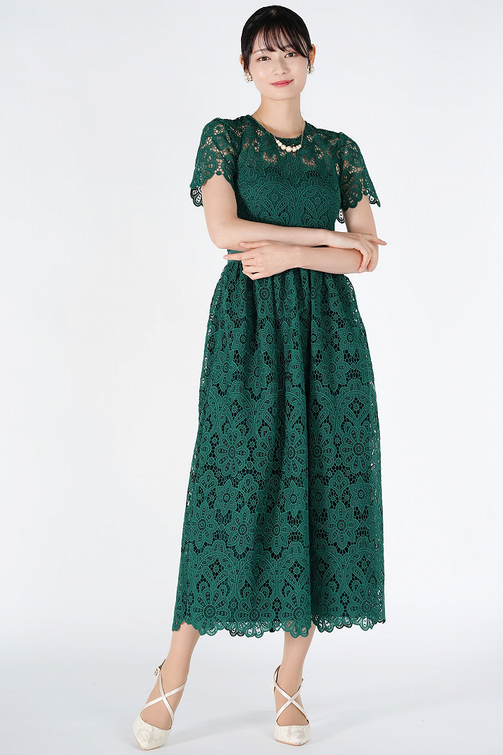 グレース刺繍グリーンドレス