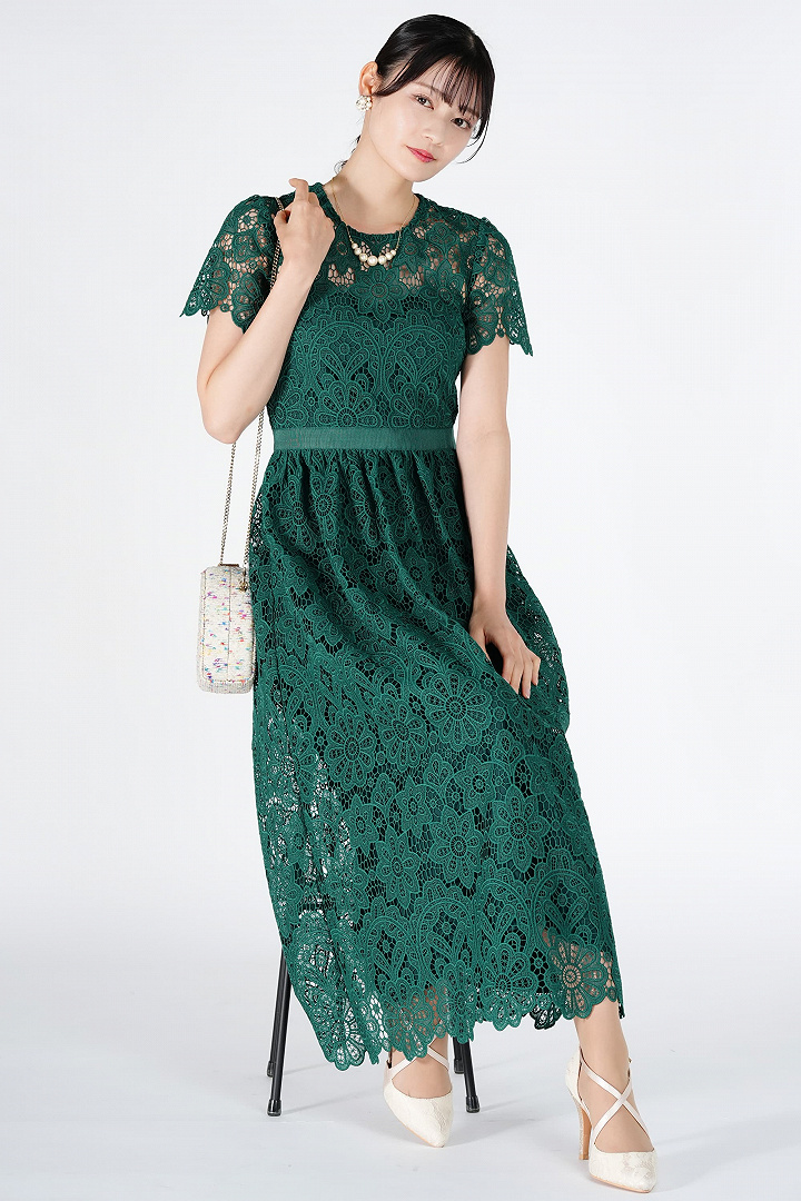 グレース刺繍グリーンドレス