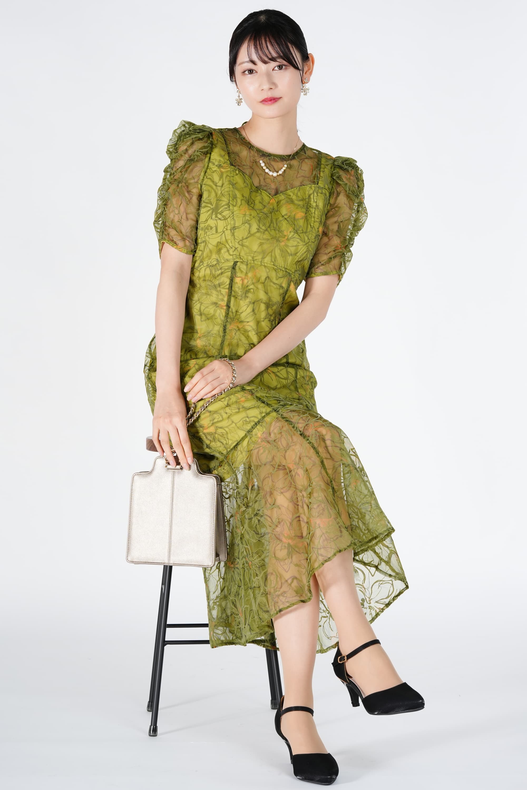 オーガンジー線画フラワーオリーブドレス