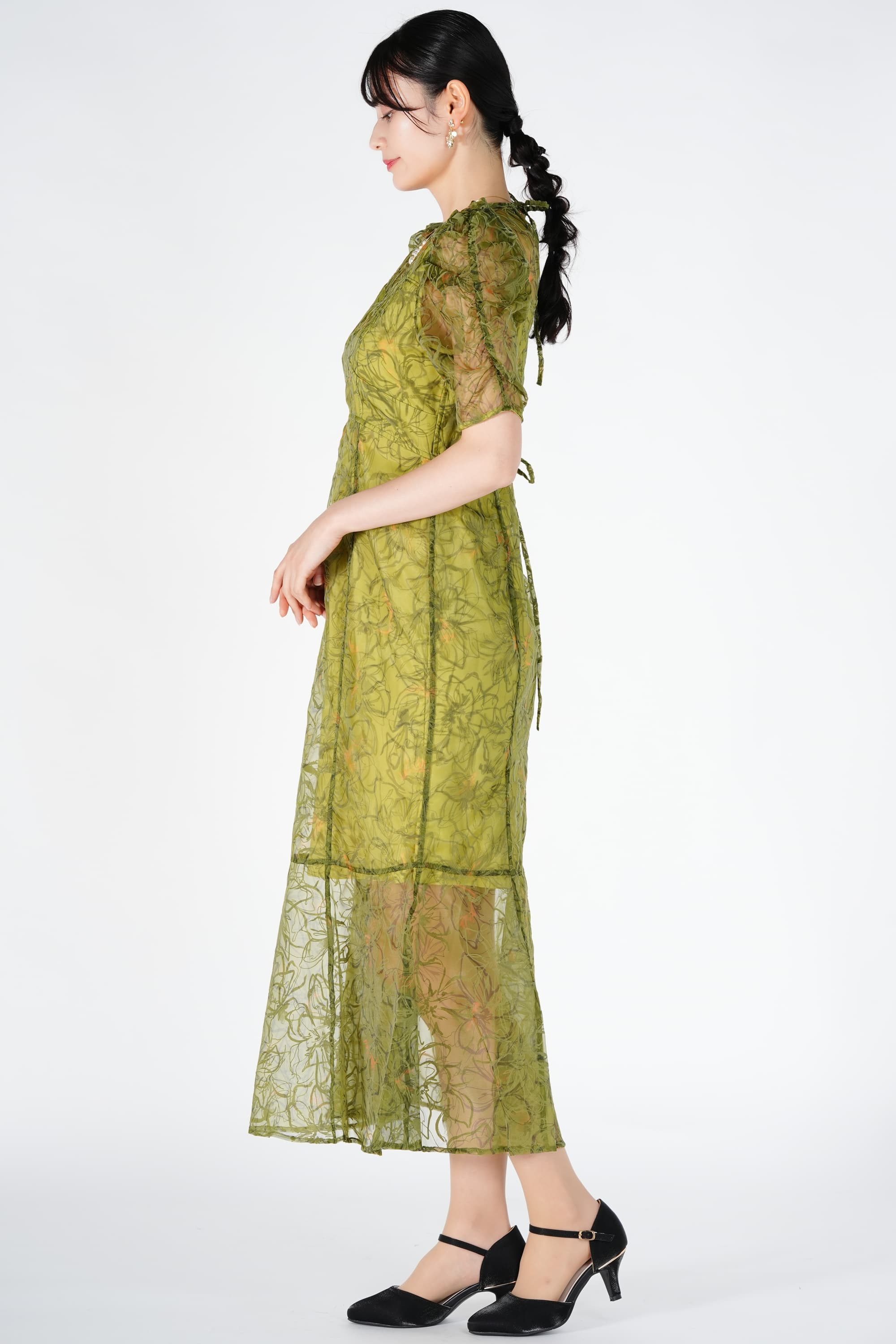 オーガンジー線画フラワーオリーブドレス