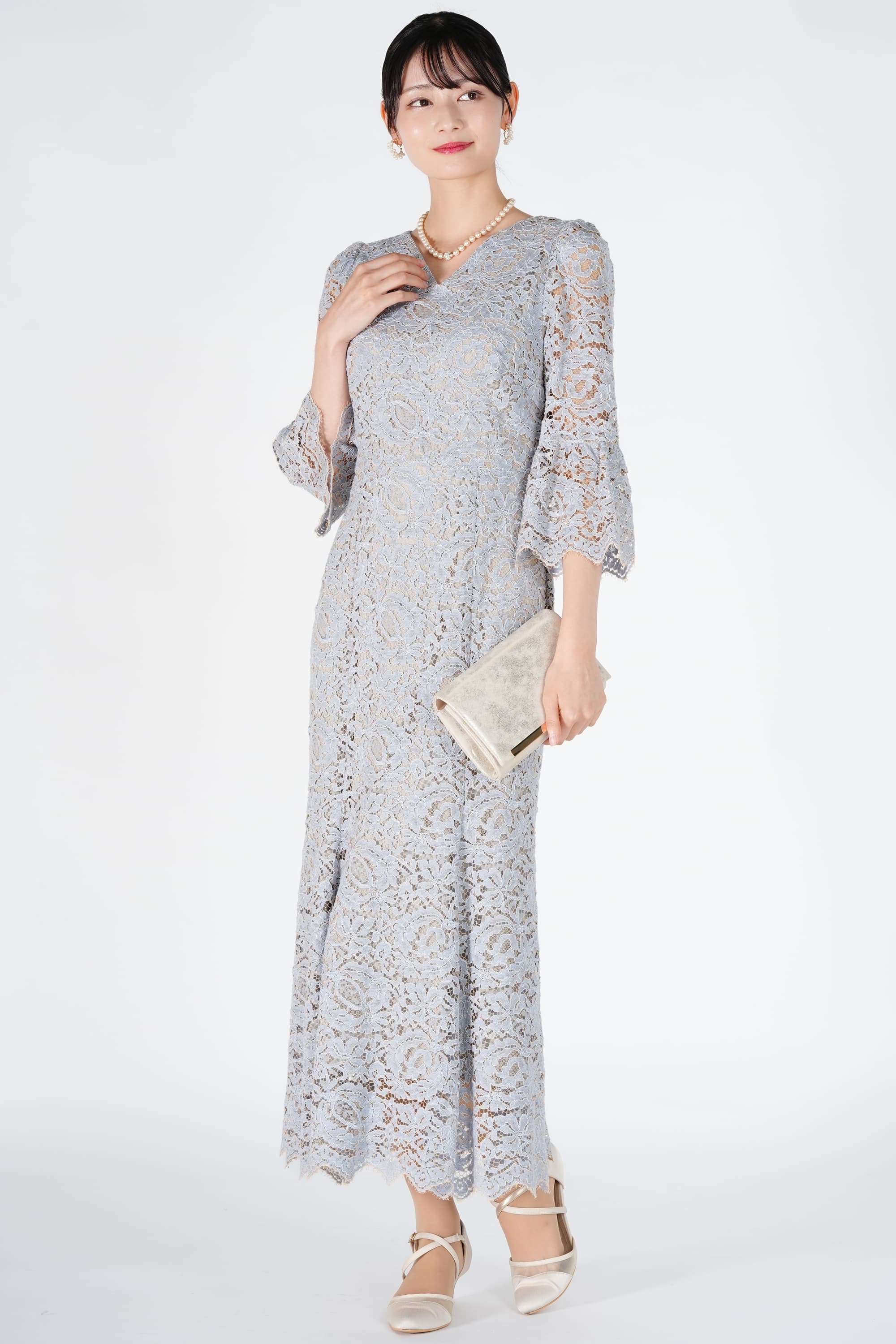 フレア袖コードレースブルードレス