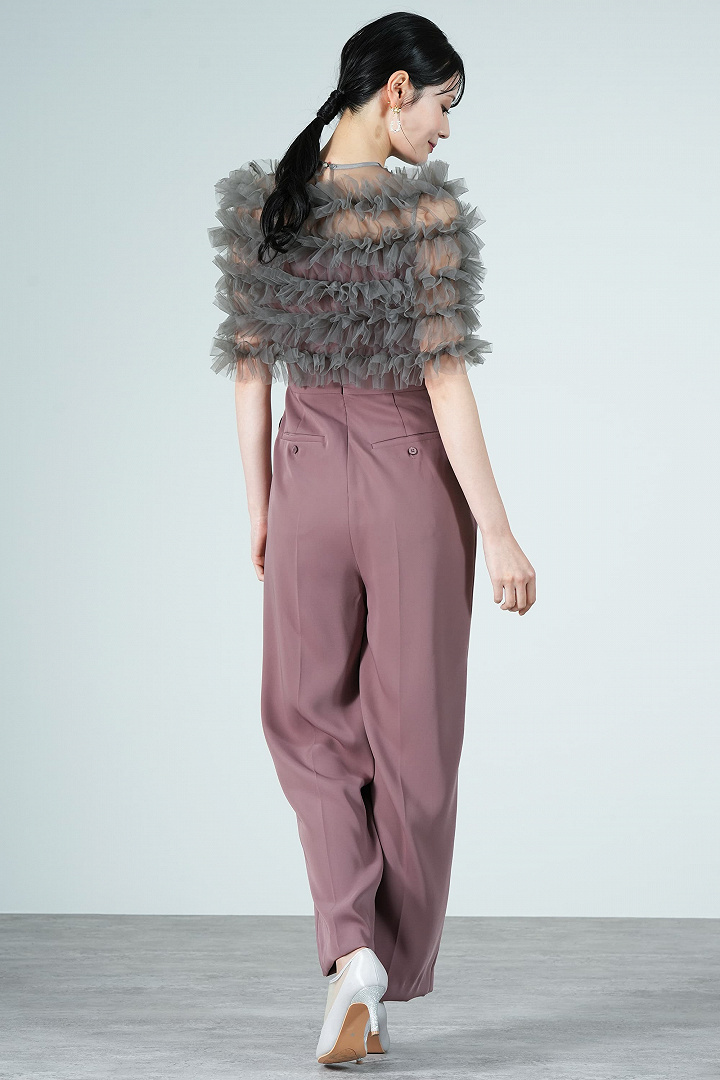 チュールスヌード付きピンクパンツドレス