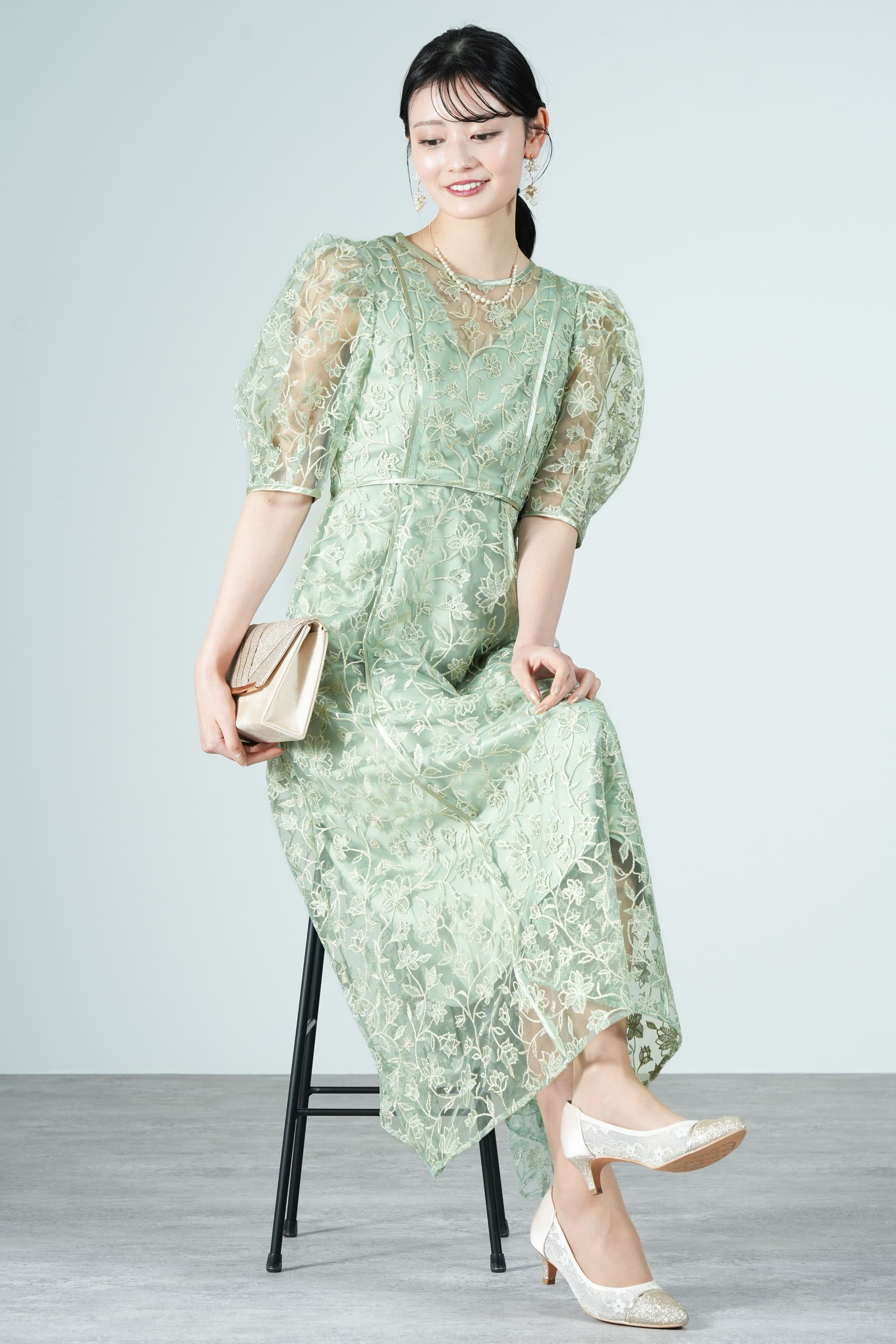 フラワーラメ刺繍ミントドレス