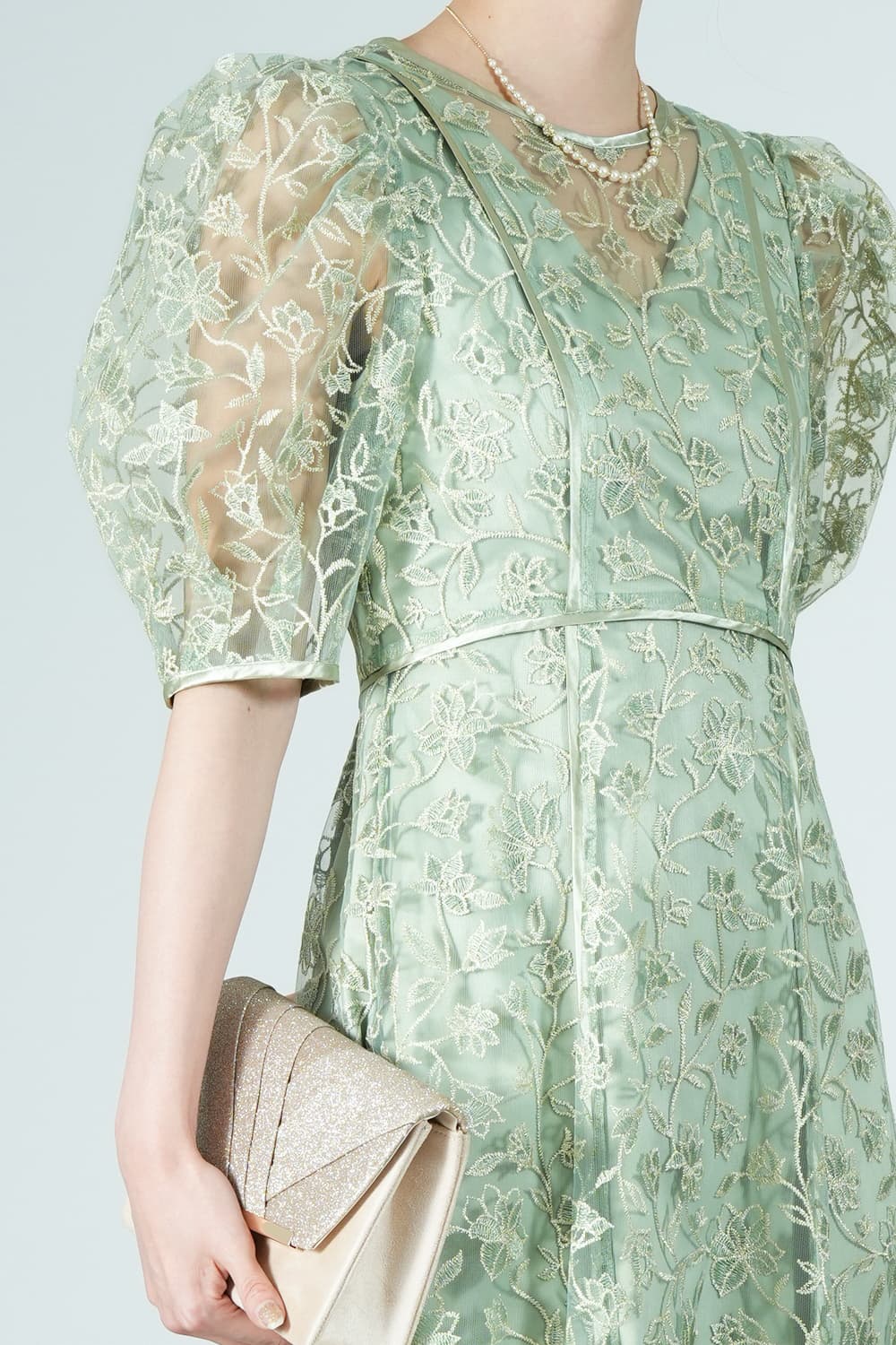 フラワーラメ刺繍ミントドレス