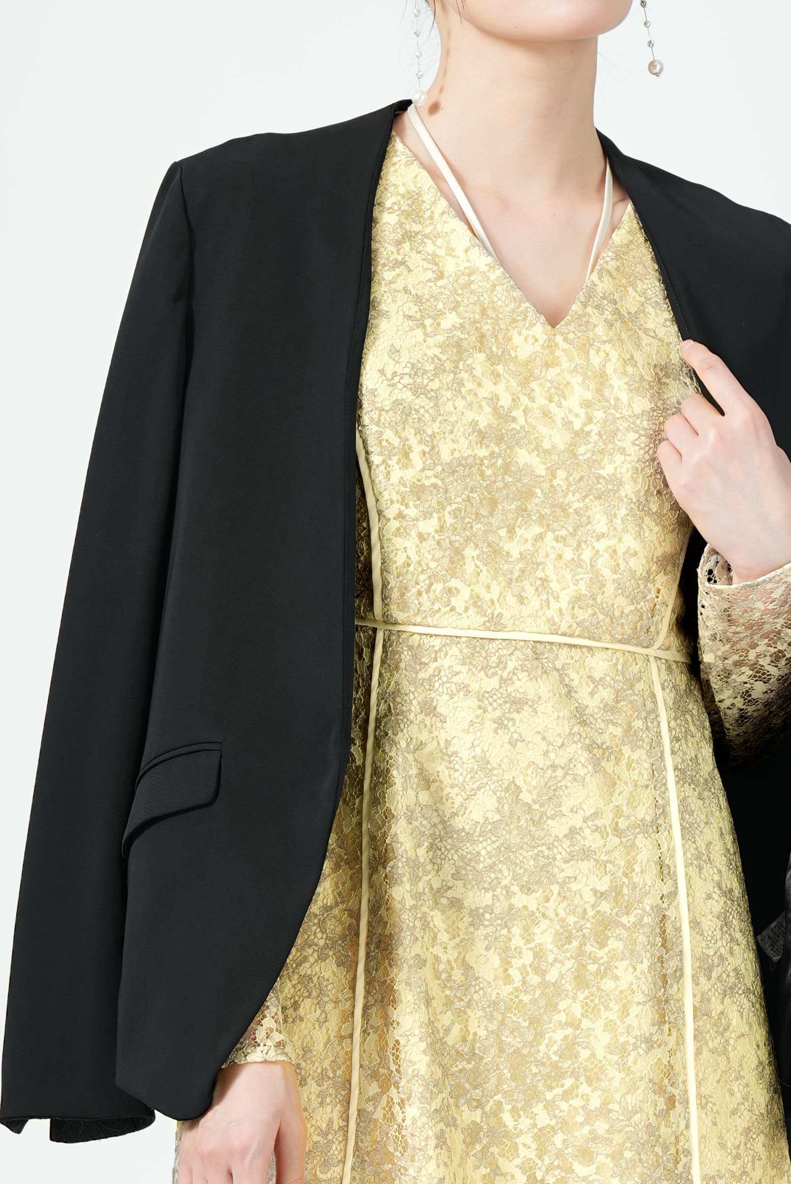 ネックリボン異素材パイピングイエロードレス