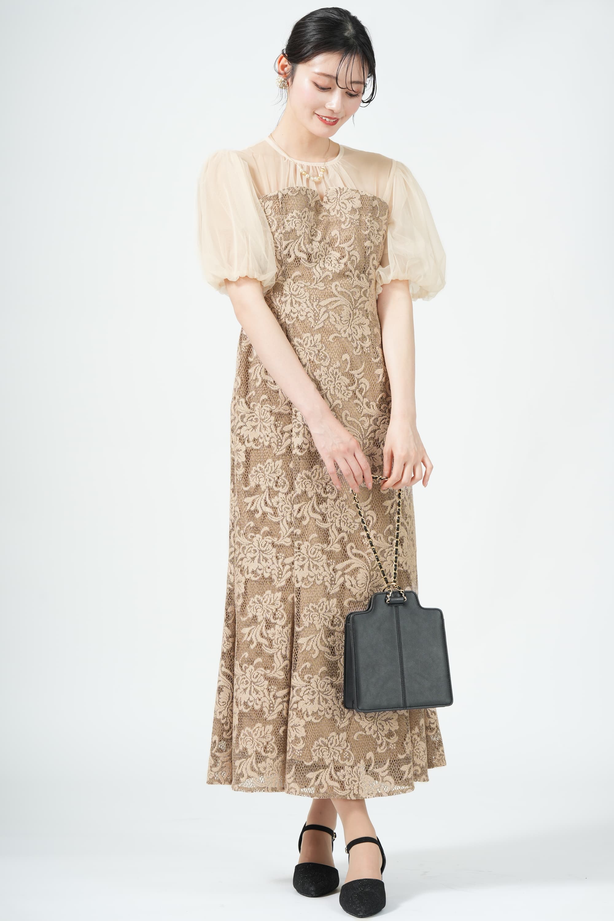 ビスチェ風ドッキングジャガードベージュドレス