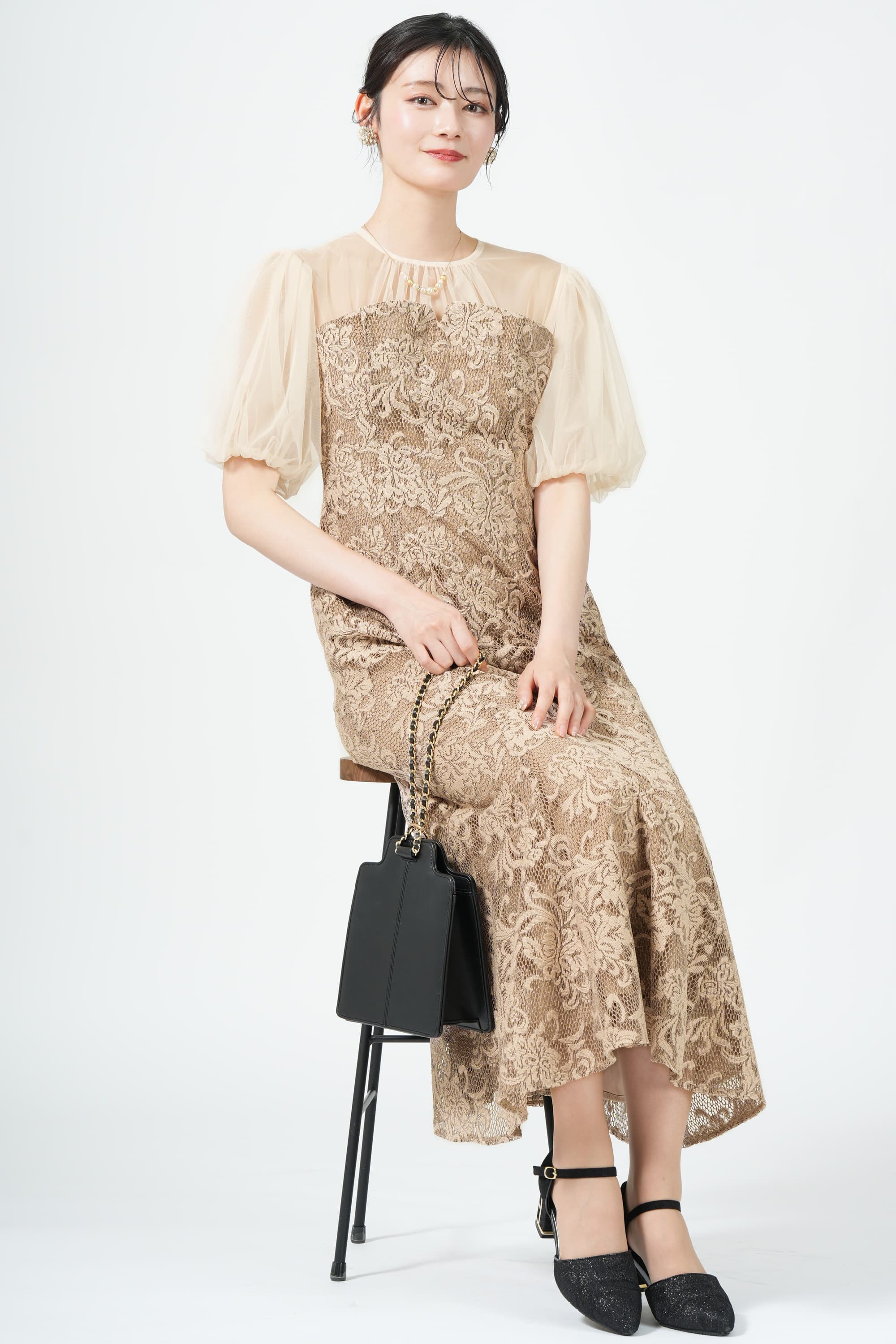 ビスチェ風ドッキングジャガードベージュドレス