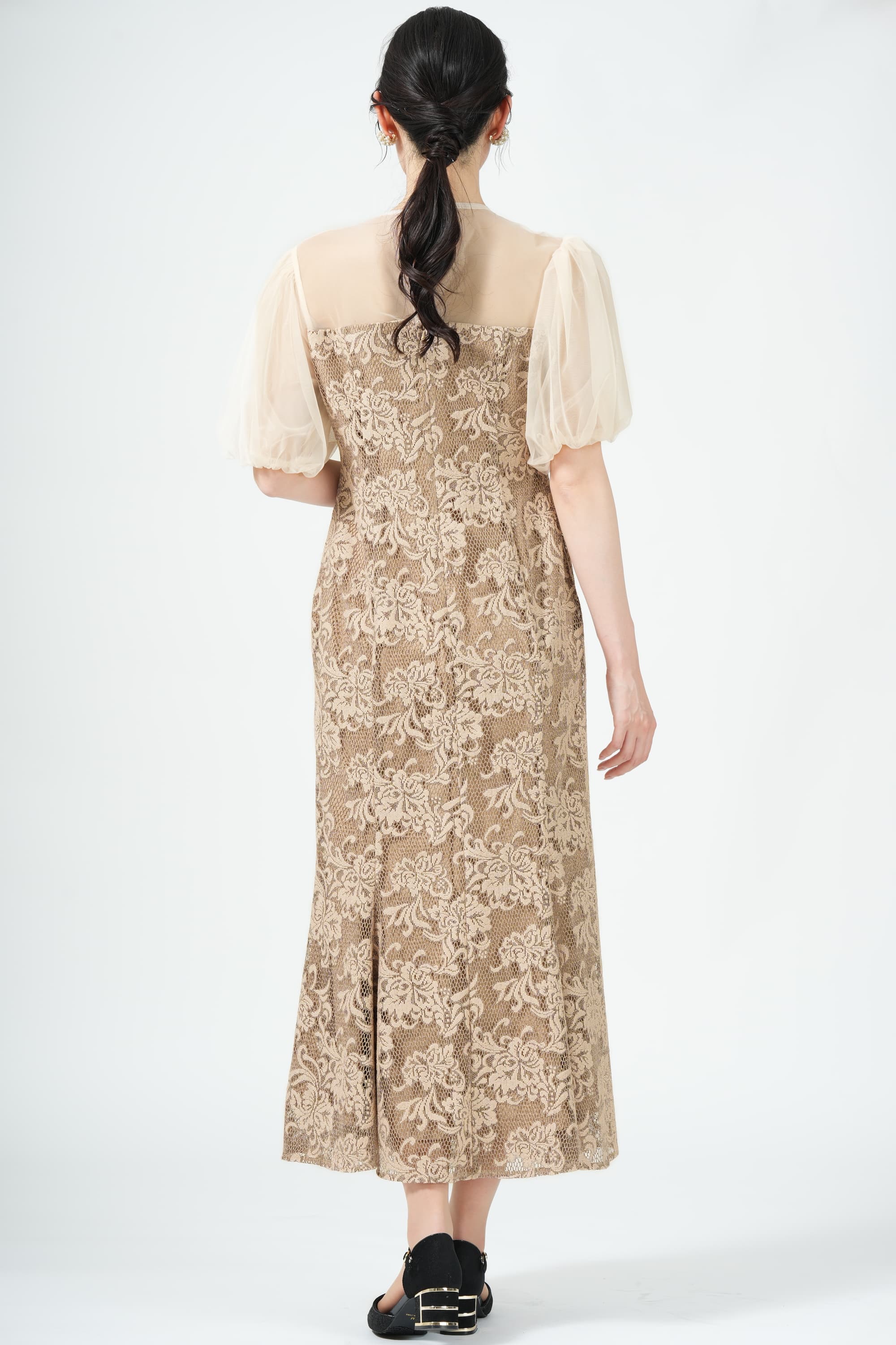 ビスチェ風ドッキングジャガードベージュドレス