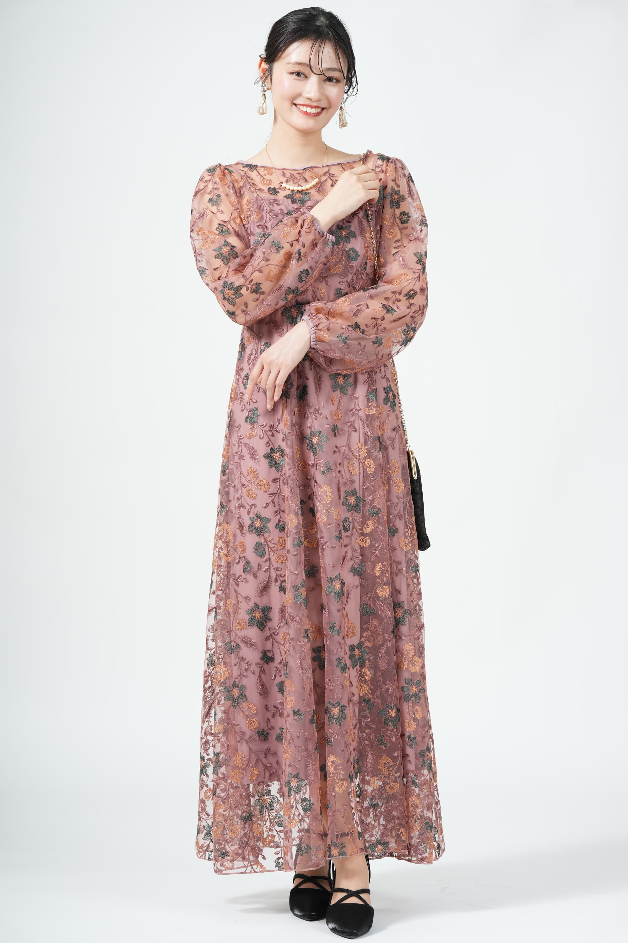 レースがま口ブラックサコッシュ