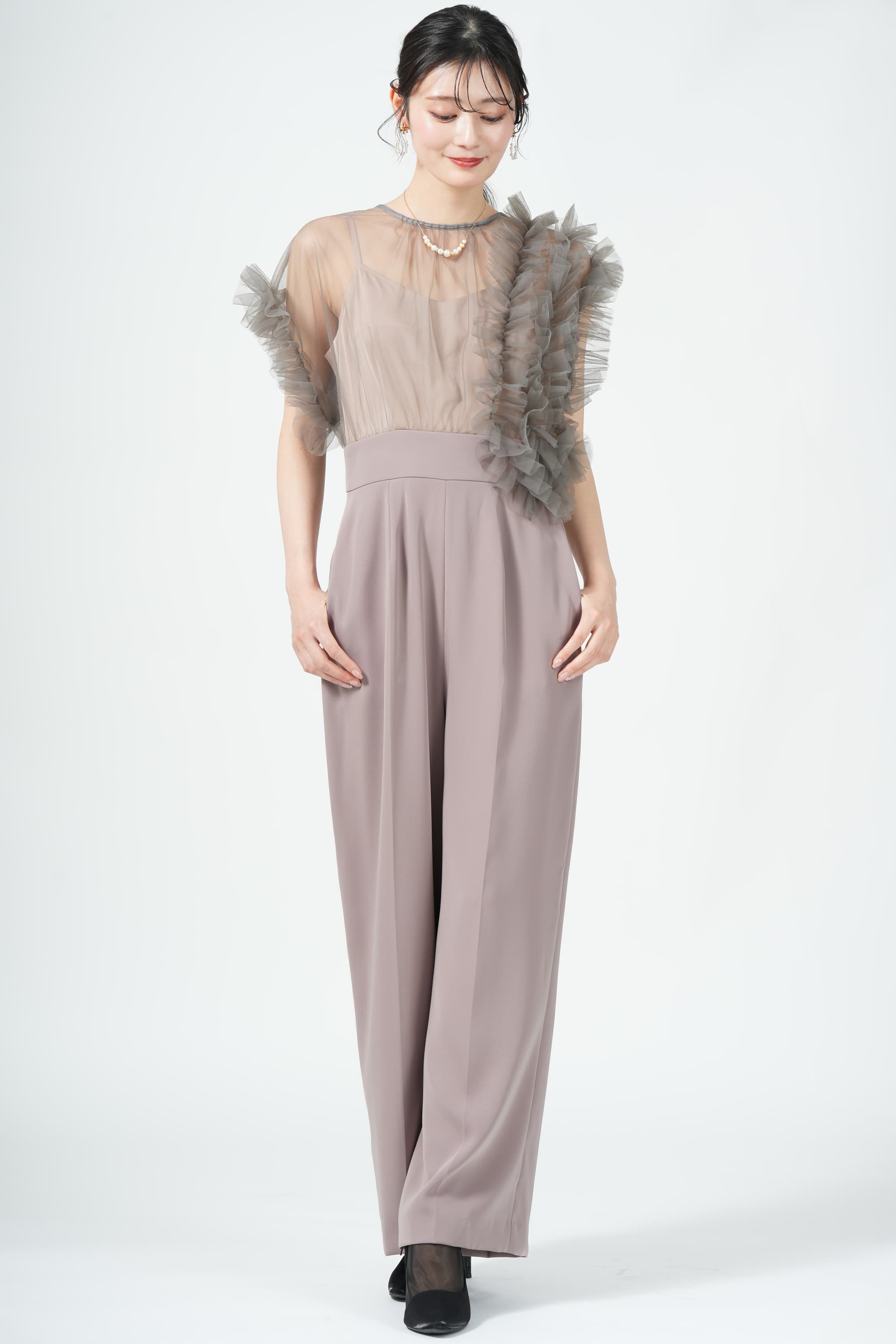 アシメチュール袖ピンクパンツドレス